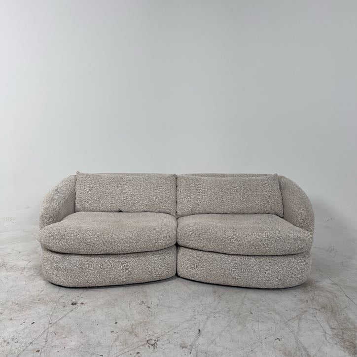 Thomasville 2 piece Sofa couch. Extra Deep loveseat. Delivery available