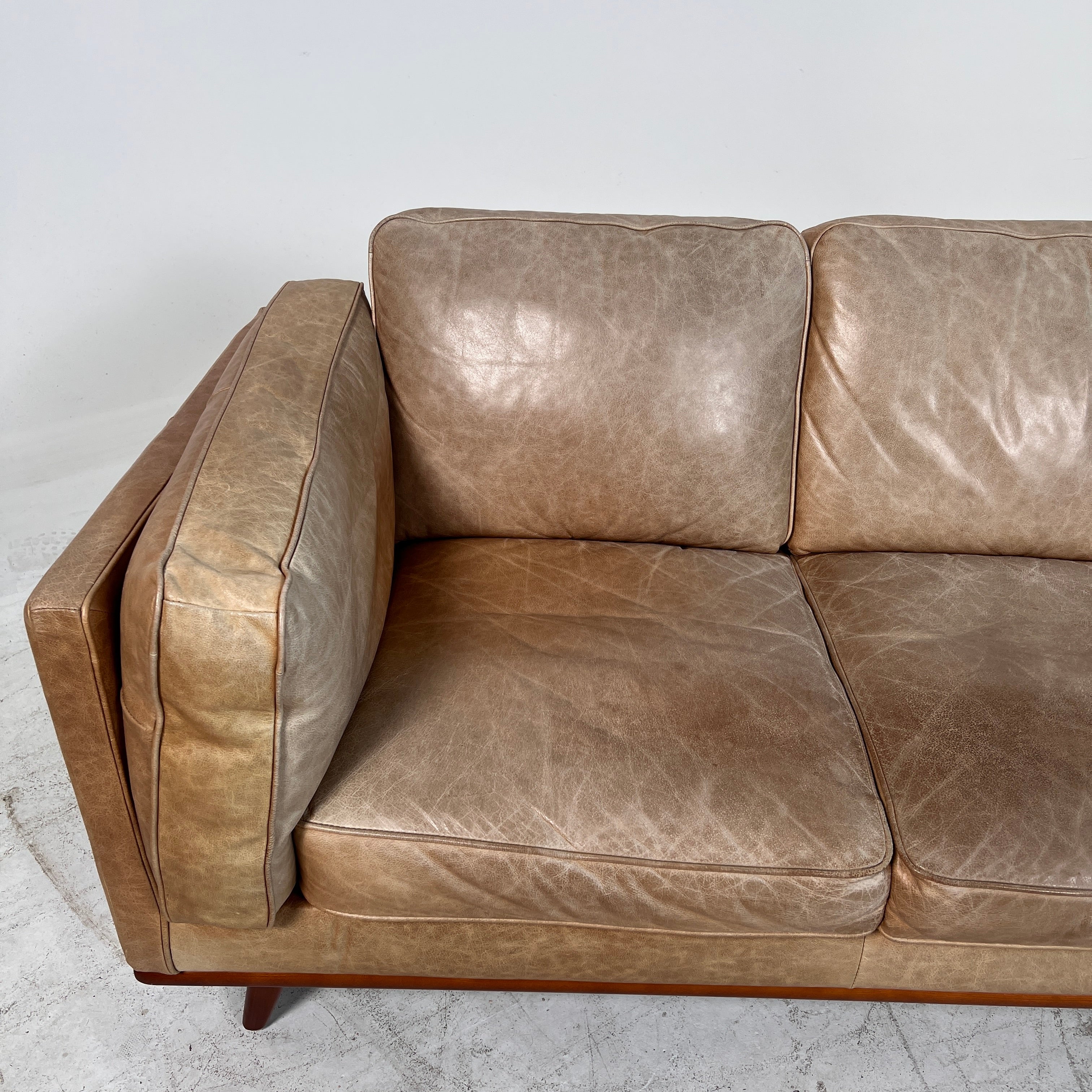 Structube Rowan leather Sofa. Mid century modern couch. delivery available