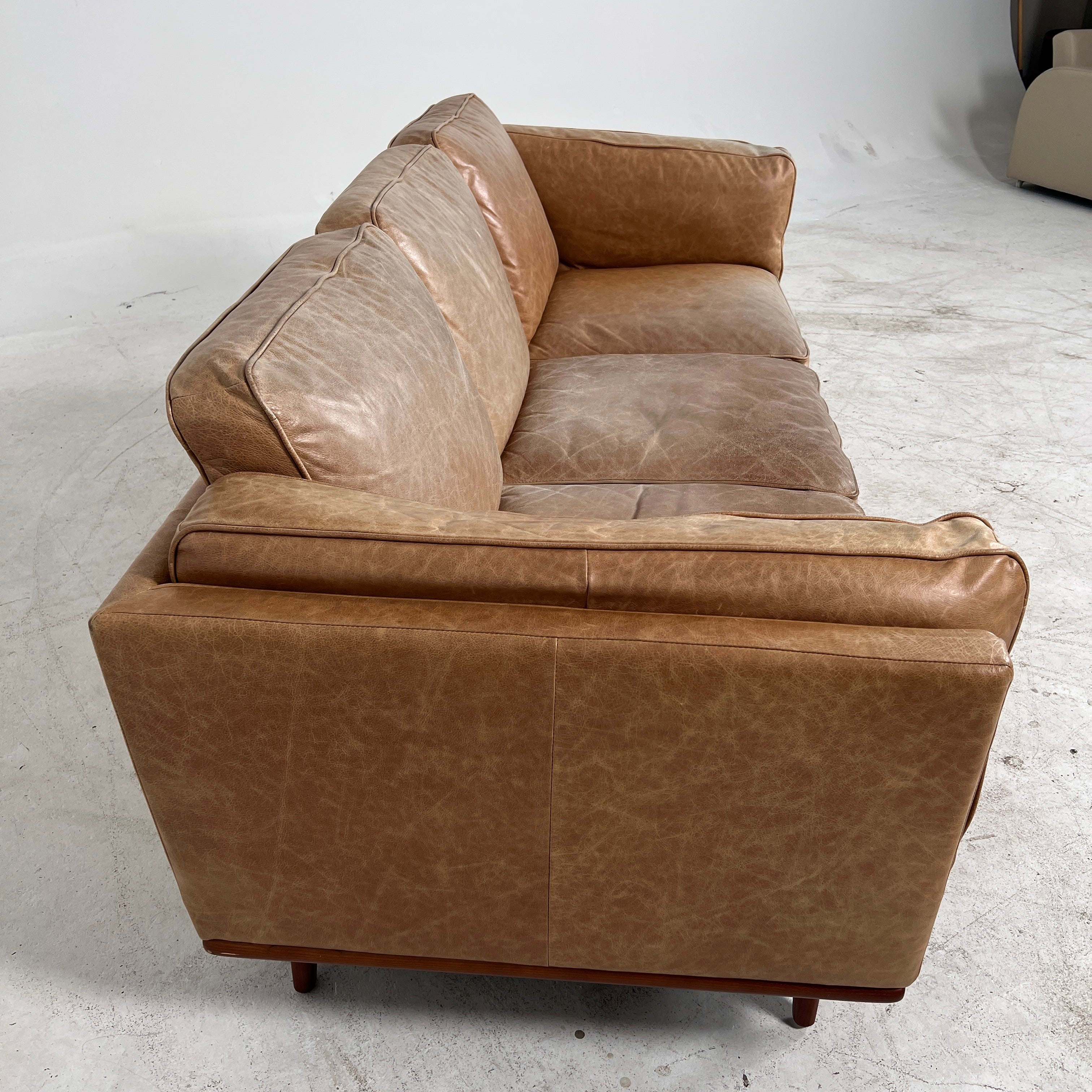 Structube Rowan leather Sofa. Mid century modern couch. delivery available