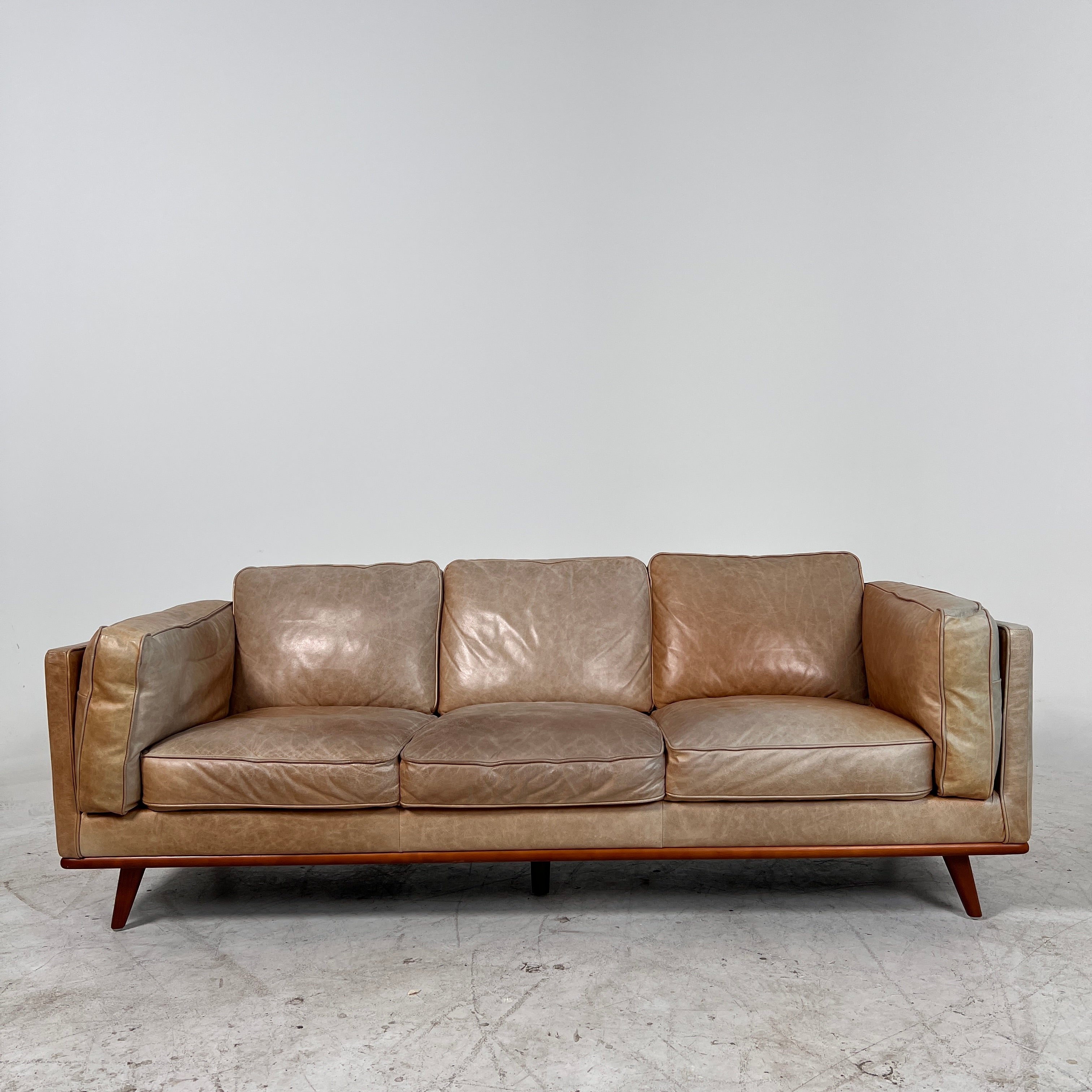 Structube Rowan leather Sofa. Mid century modern couch. delivery available