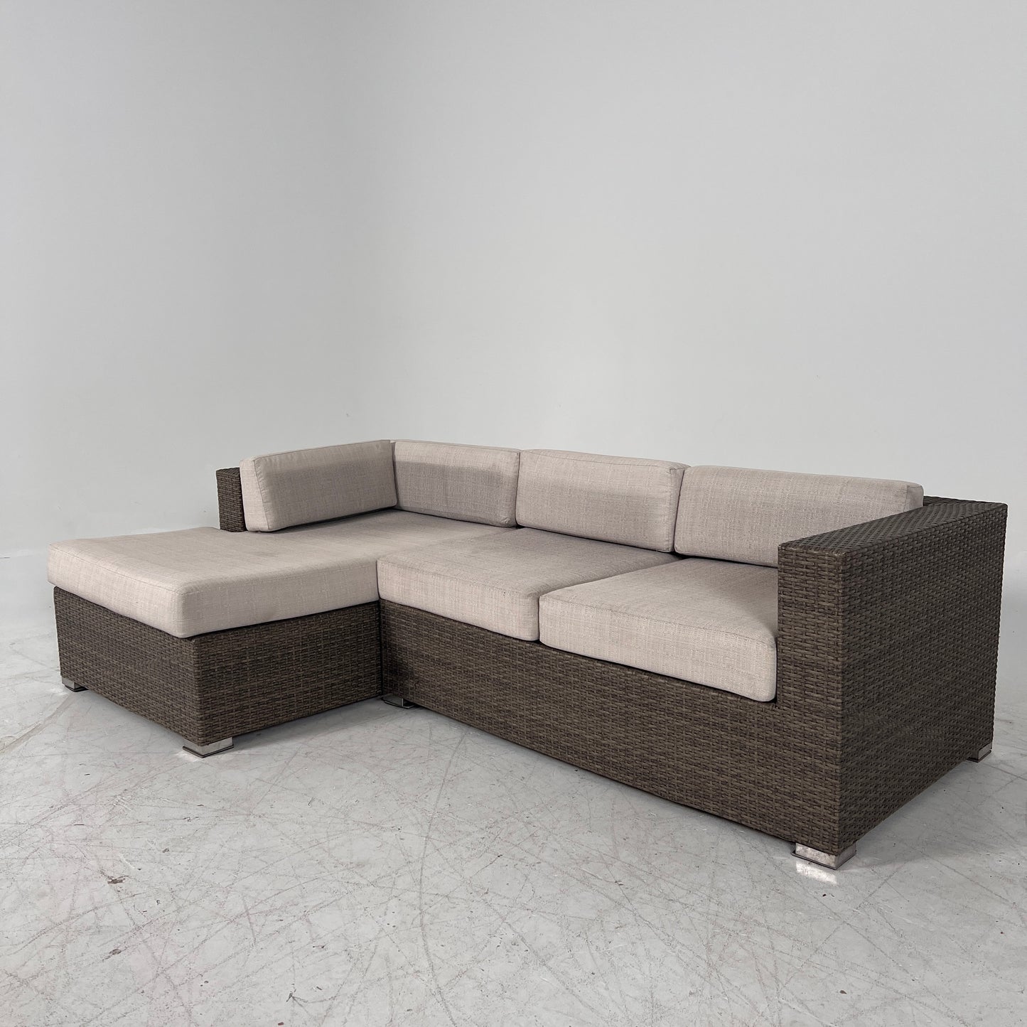Patio Sectional. wicker rattan like pation set. delivery available
