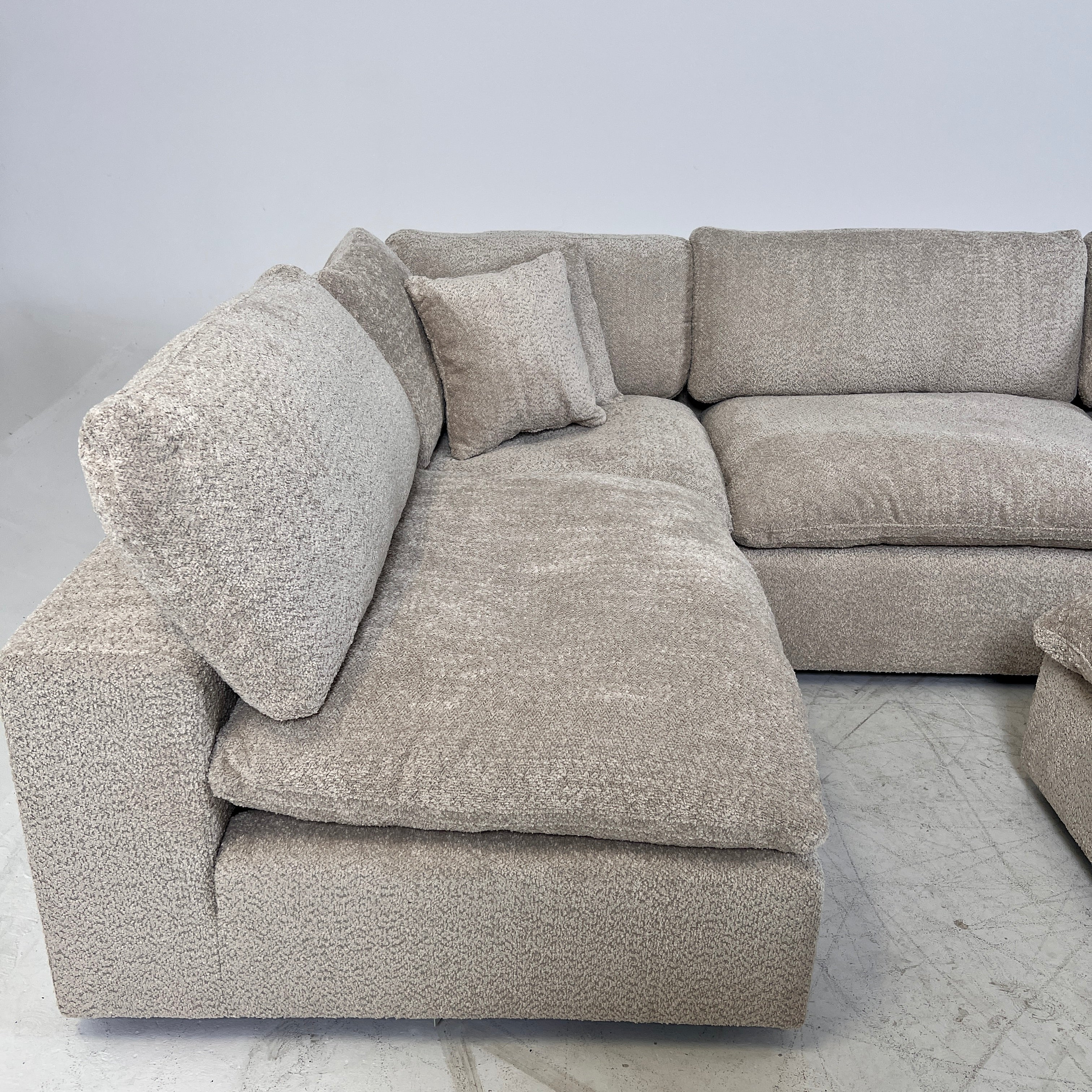 New CasaBella Mochi Cloud sectional. Boucle modular L shaped sofa couch. delivery