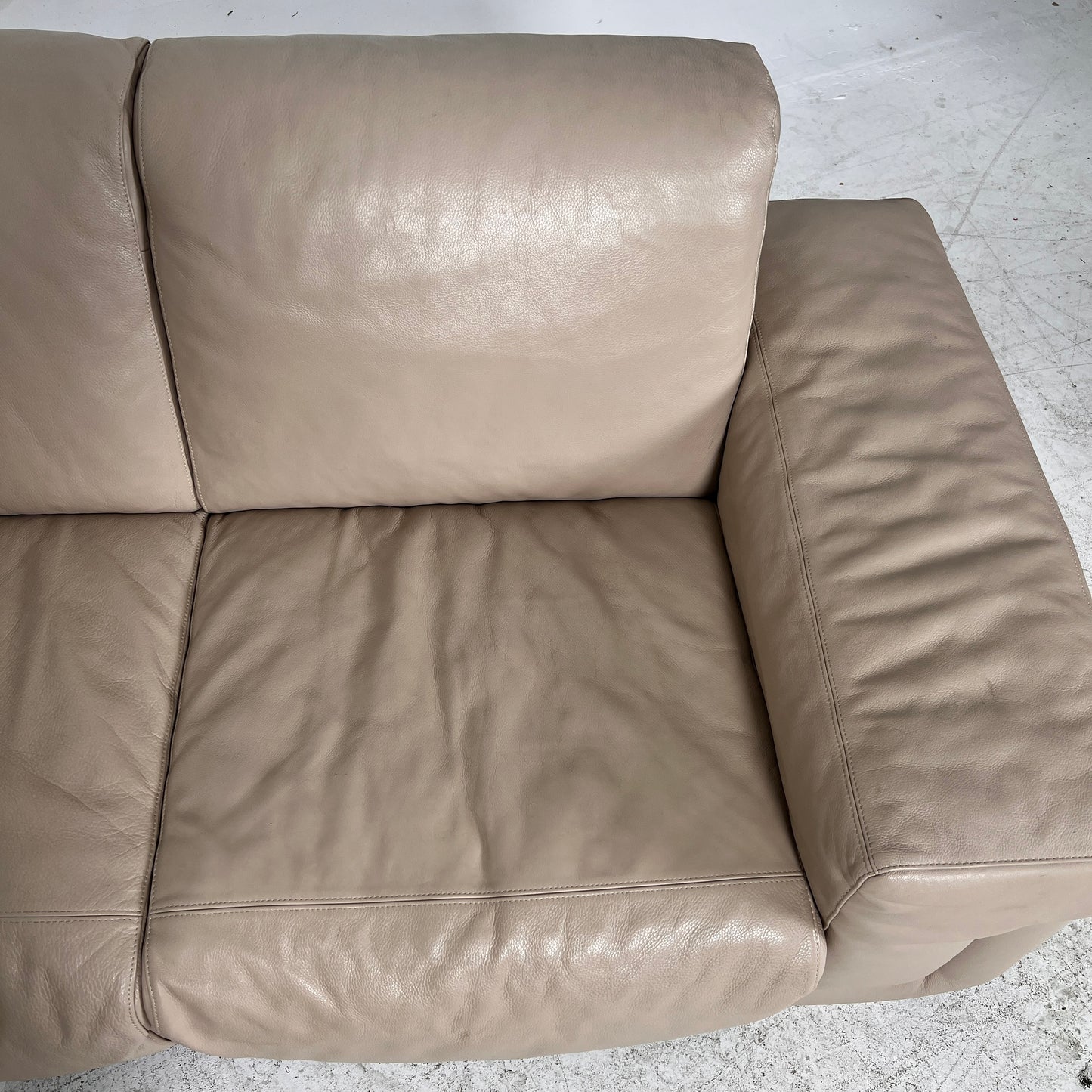 Natuzzi Italia Leather Sofa set. 2+1 loveseat + armchair set. Delivery available