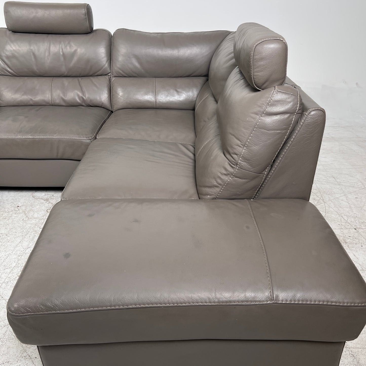 Power Reclining Sectional. Leather L shaped sofa couch. Delivery available
