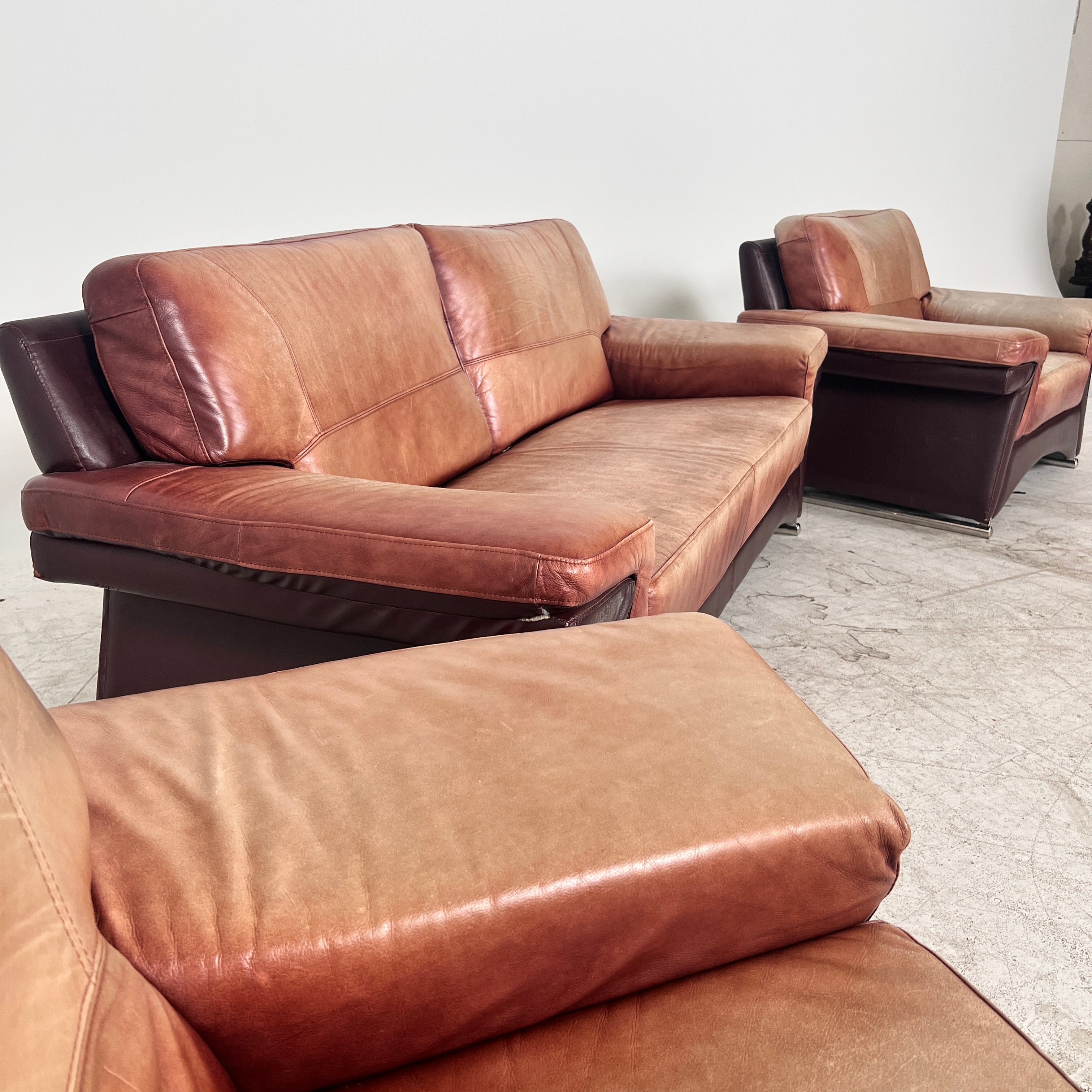 MCM mid century modern sofa set. 2+1+1 sofa set. Delivery Available