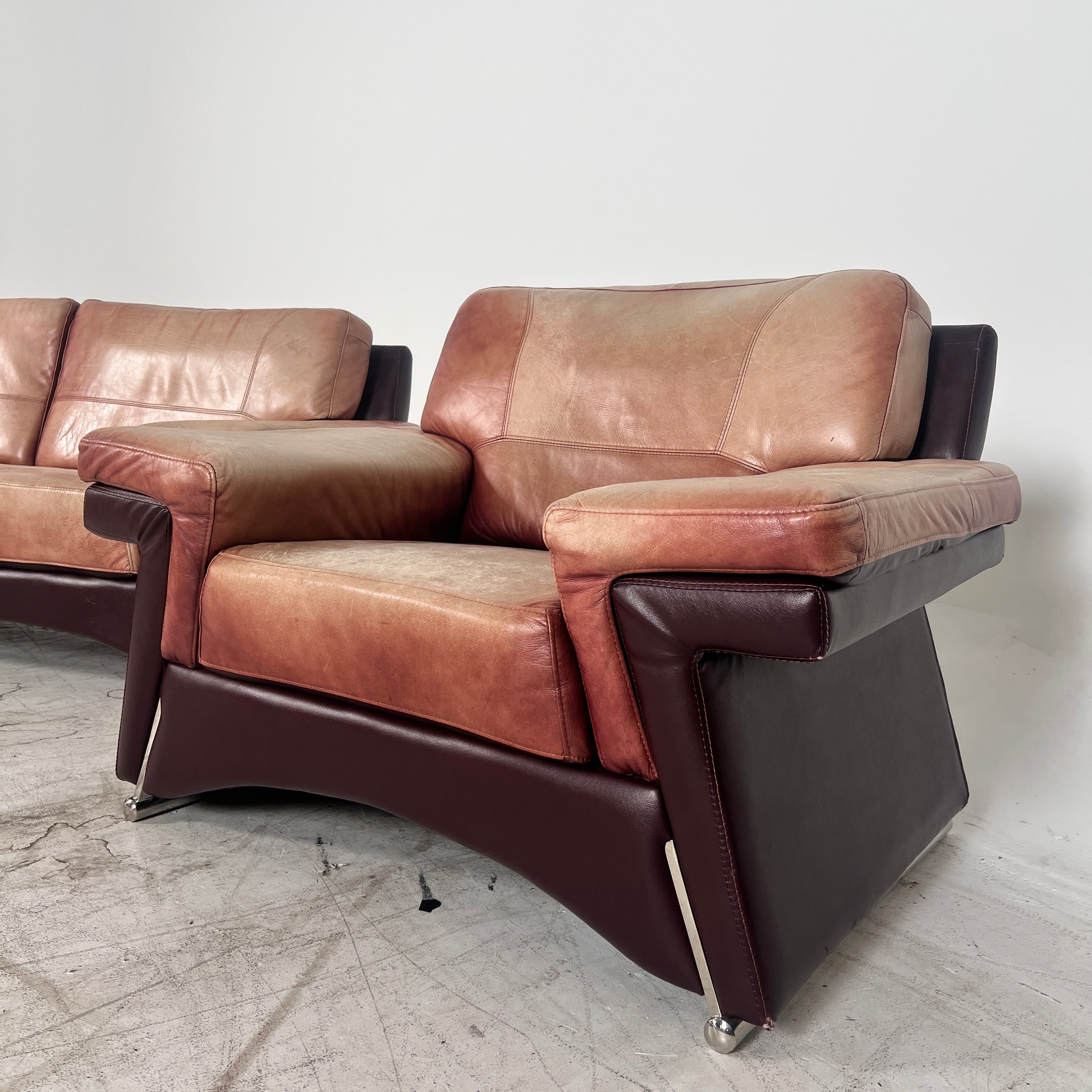 MCM mid century modern sofa set. 2+1+1 sofa set. Delivery Available