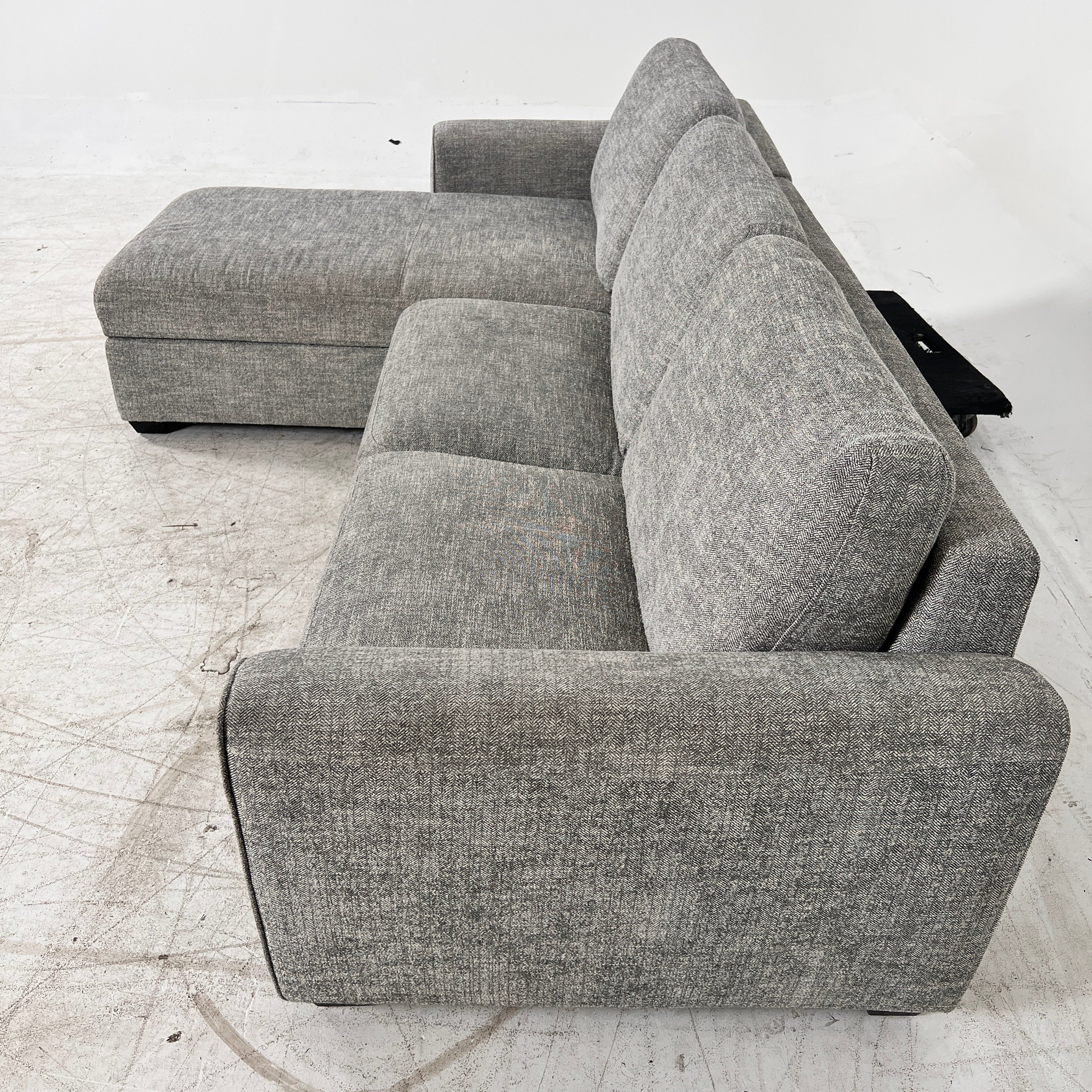 Pull Out Sectional with a Mattress. L shaped sleeper sofa bed. Delivery available