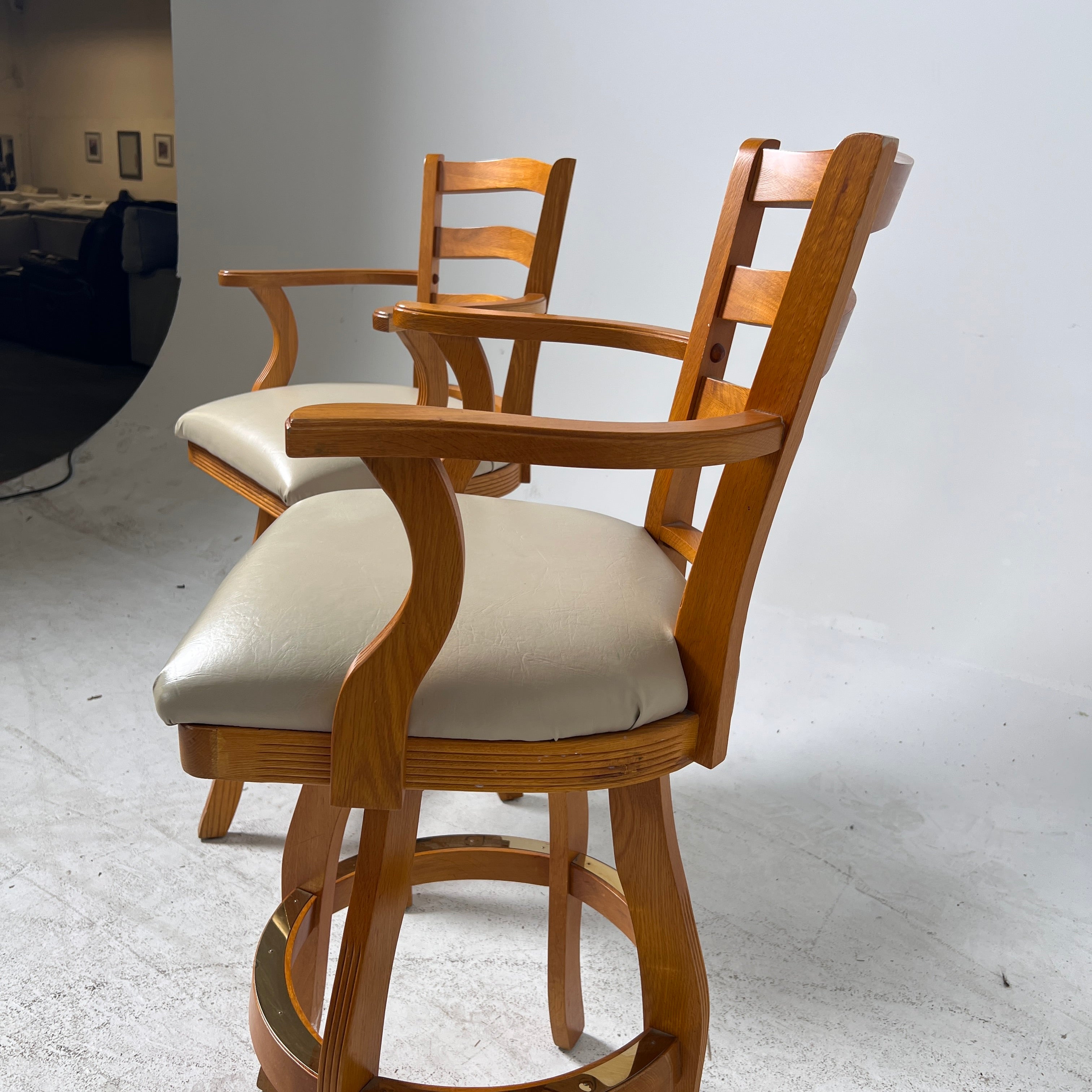 Mid Century Modern Barstools. 2 counter Stools. Delivery available
