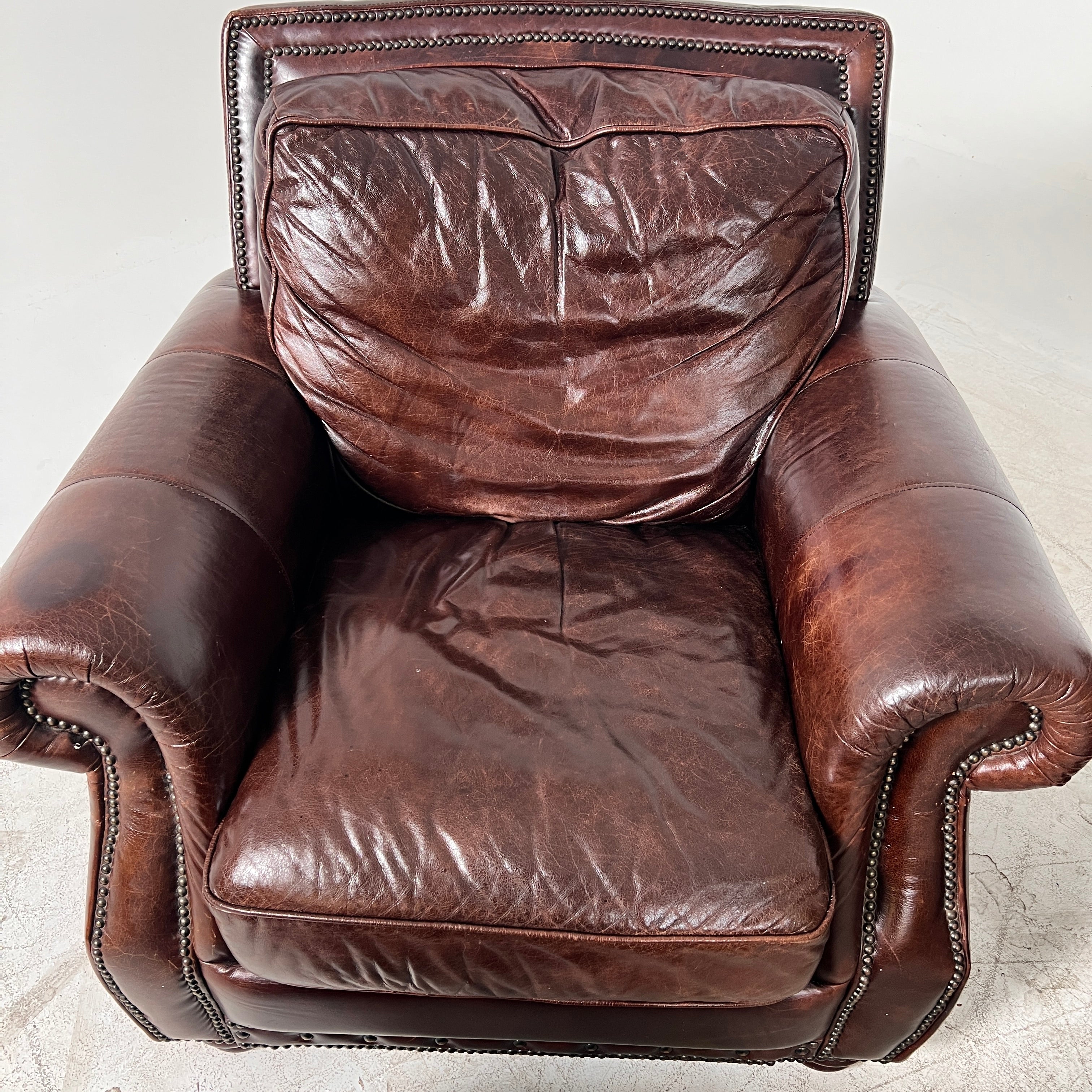 3+1 Sofa Set. Real Leather rolled arm sofa couch set. Delivery available
