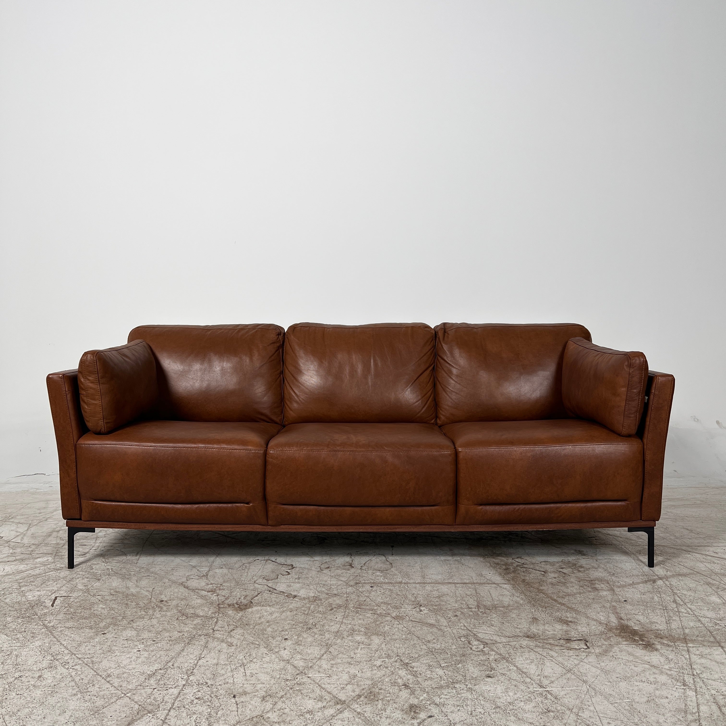 Digio Italian sofa. 3 seater real leather couch. Delivery available