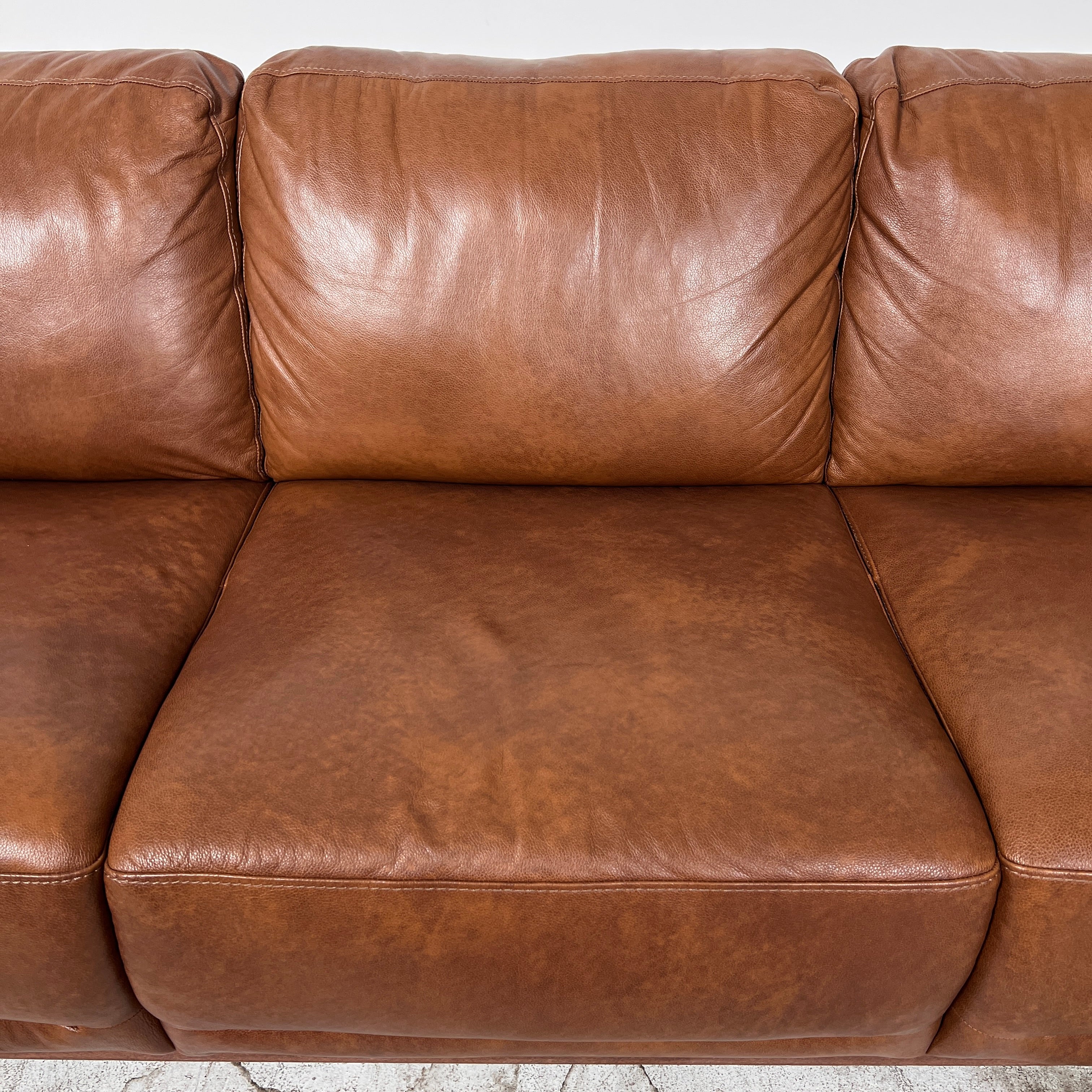 Digio Italian sofa. 3 seater real leather couch. Delivery available