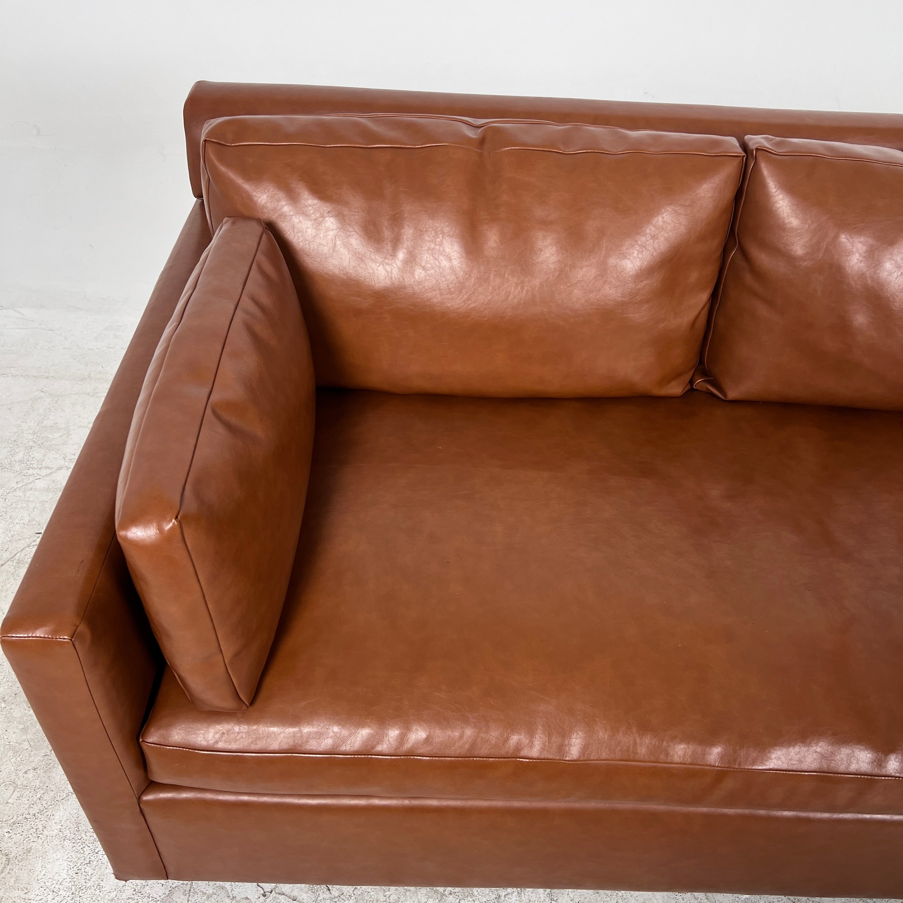 West Elm Harmony 92" sofa. High End leather Couch. Delivery available