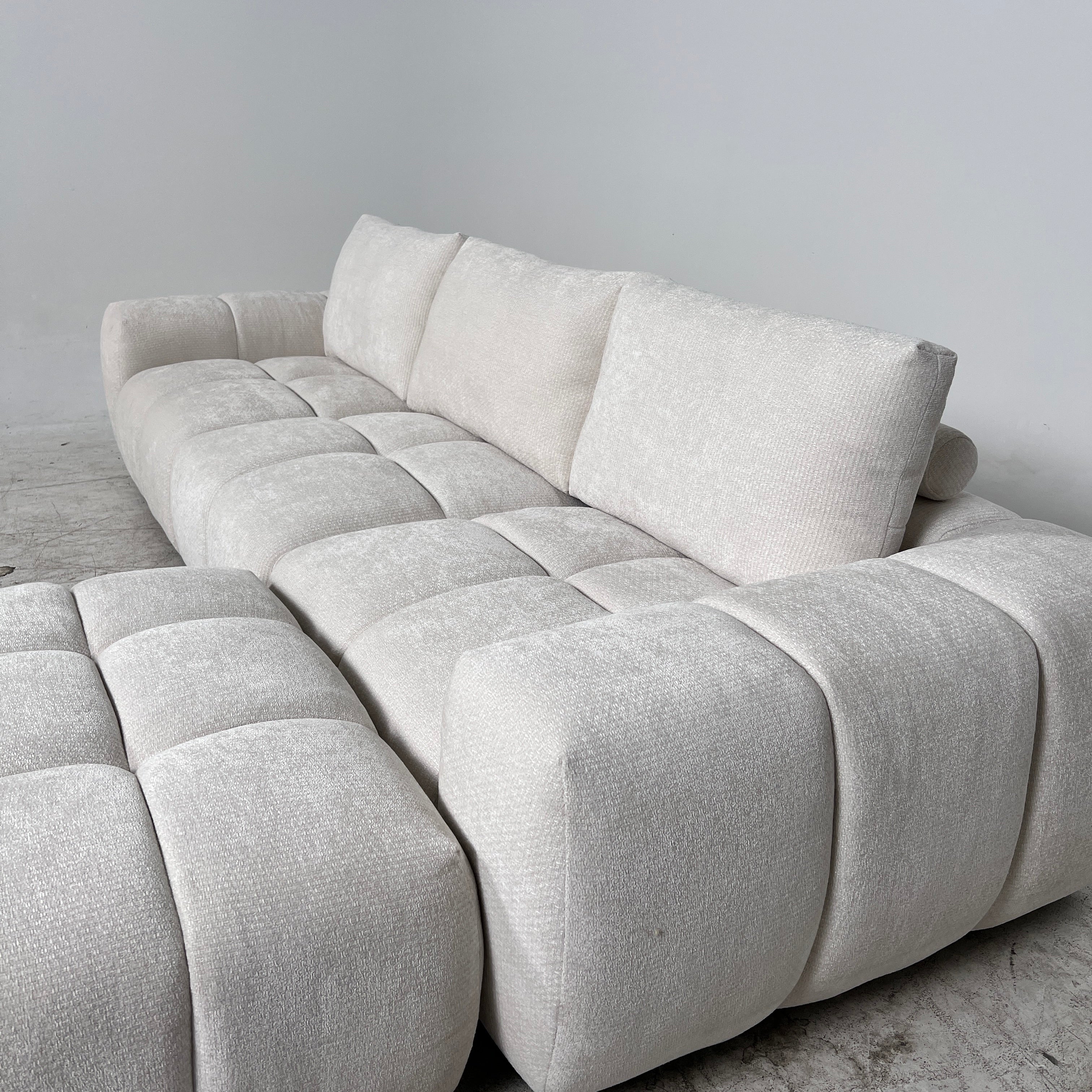Brand New Casabella Sophia Modular Sectional. L shaped sofa couch. Delivery availabe