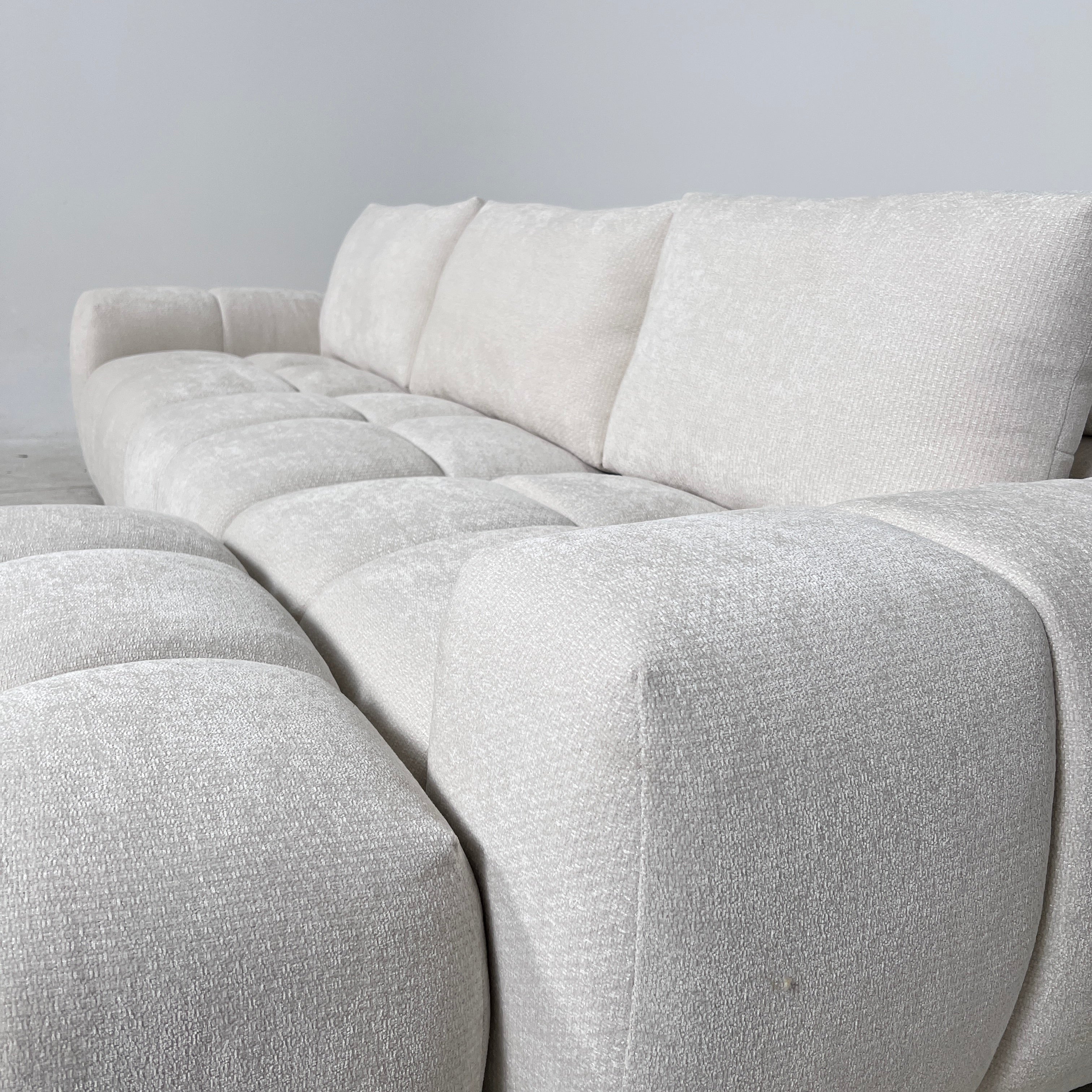 Brand New Casabella Sophia Modular Sectional. L shaped sofa couch. Delivery availabe