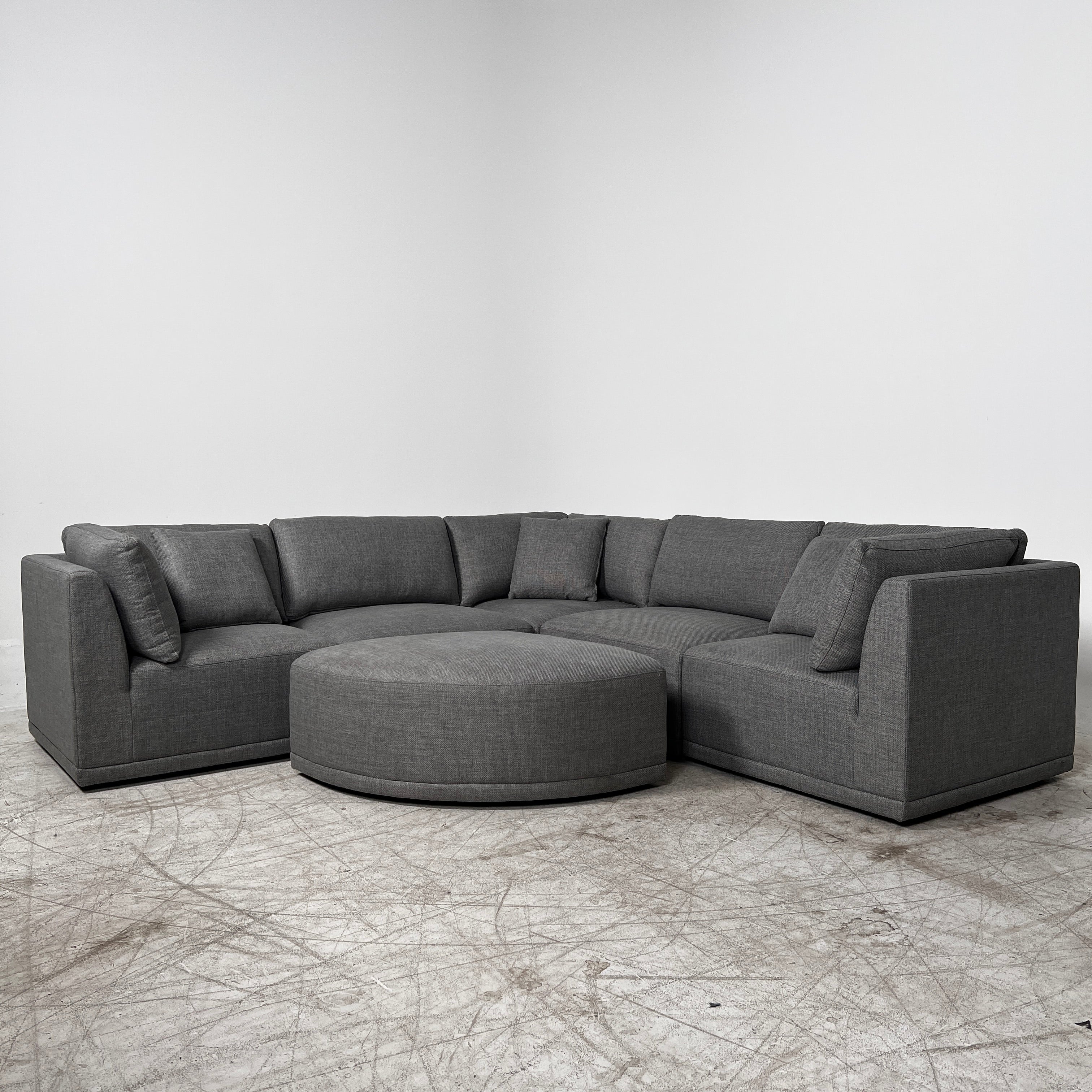 Thomasville 6 piece modular sofa set. Corner L shaped sofa couch. Delivery available