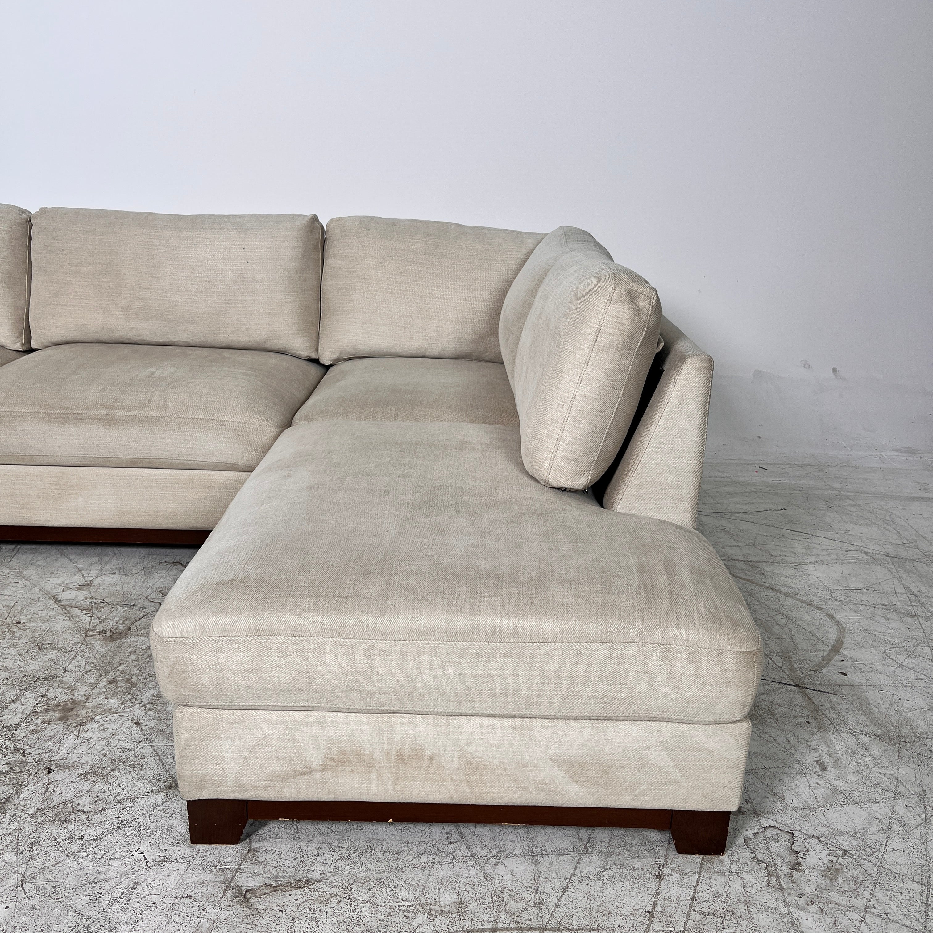 Thomasville Sectional + matching ottoman. L shaped sofa couch. Delivery available