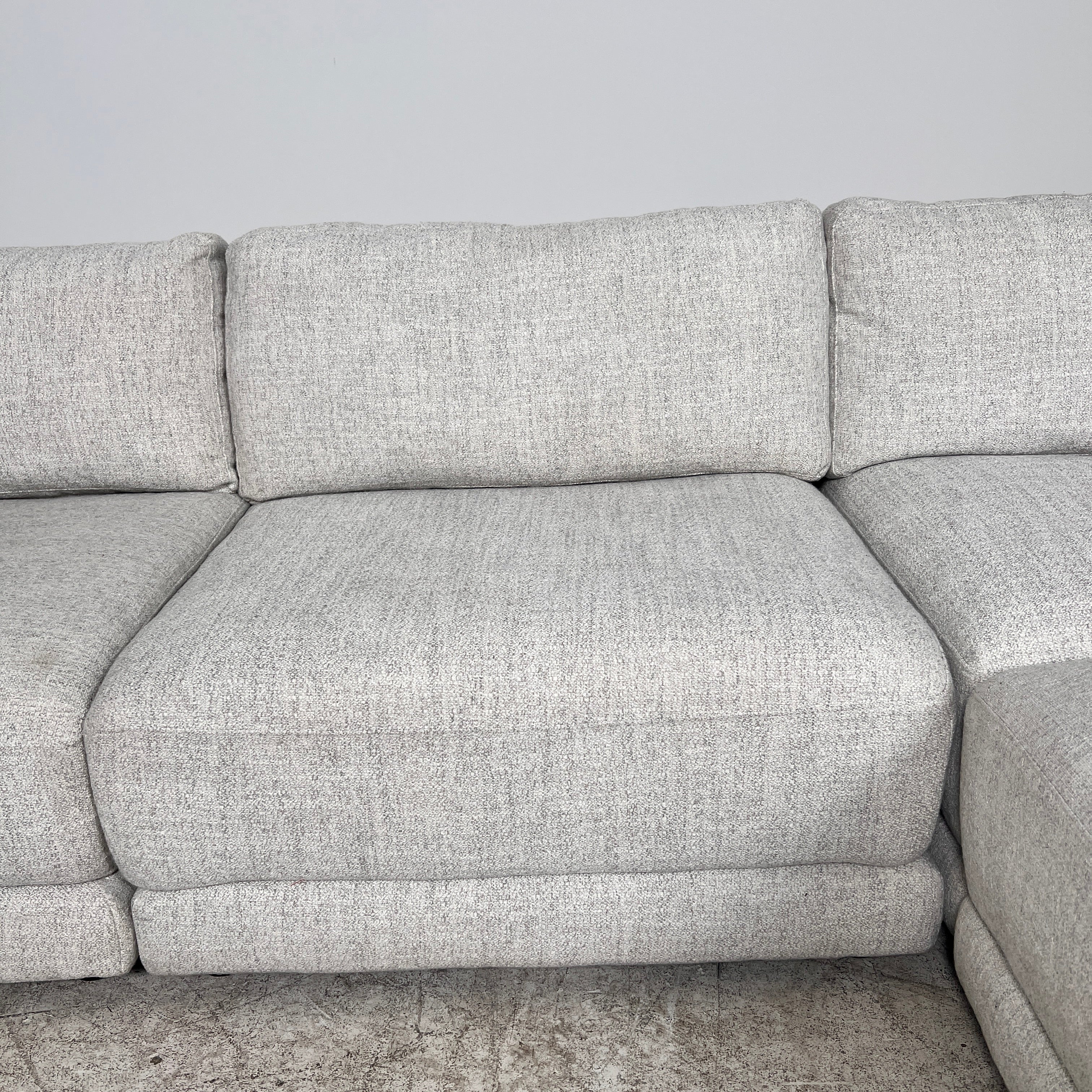 4 piece Thomasville Sectional. L shaped sofa couch. Delivery available