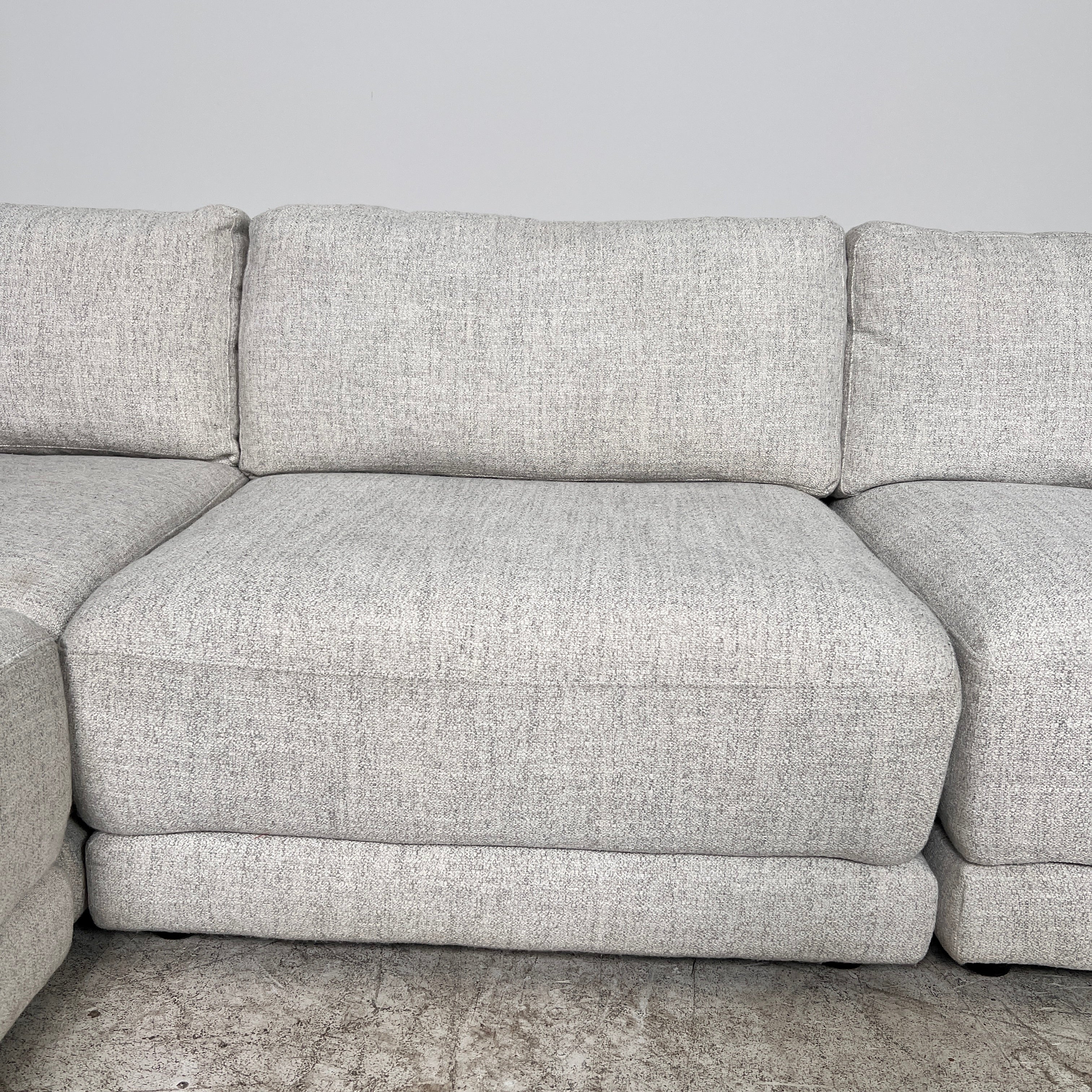 4 piece Thomasville Sectional. L shaped sofa couch. Delivery available