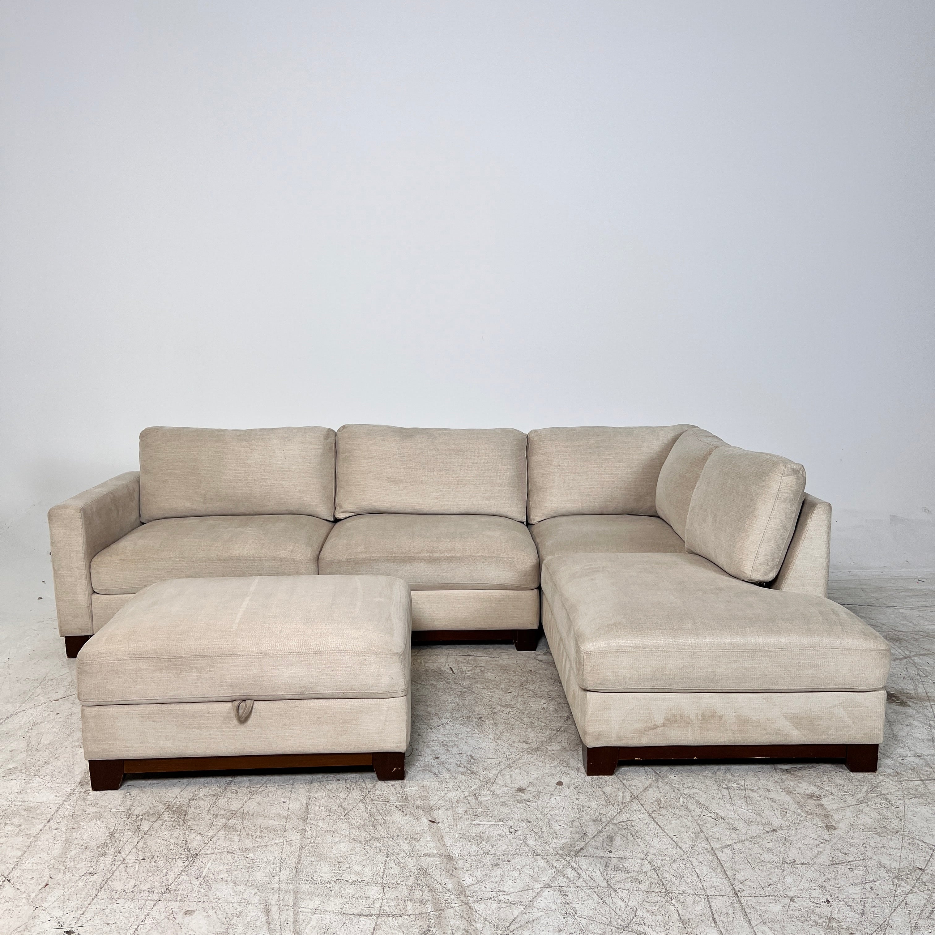 Thomasville Sectional + matching ottoman. L shaped sofa couch. Delivery available