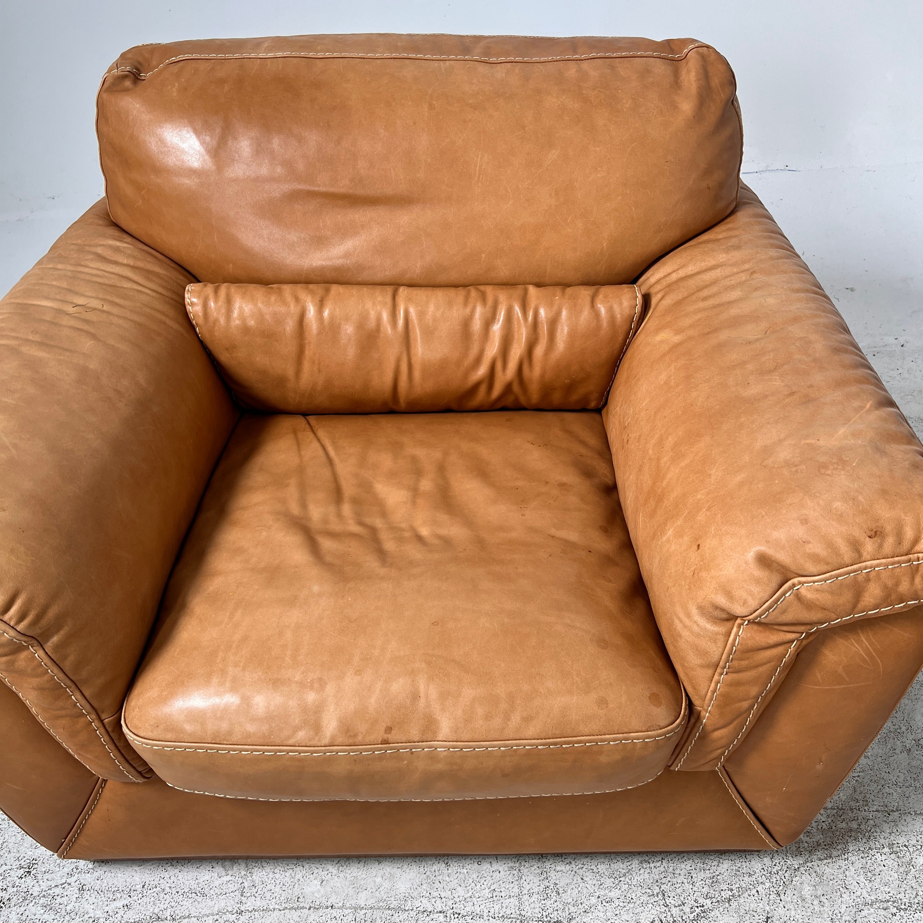 Natuzzi Italia Sofa Set. 3+2+1 Real leather couch set. Delivery avaialble