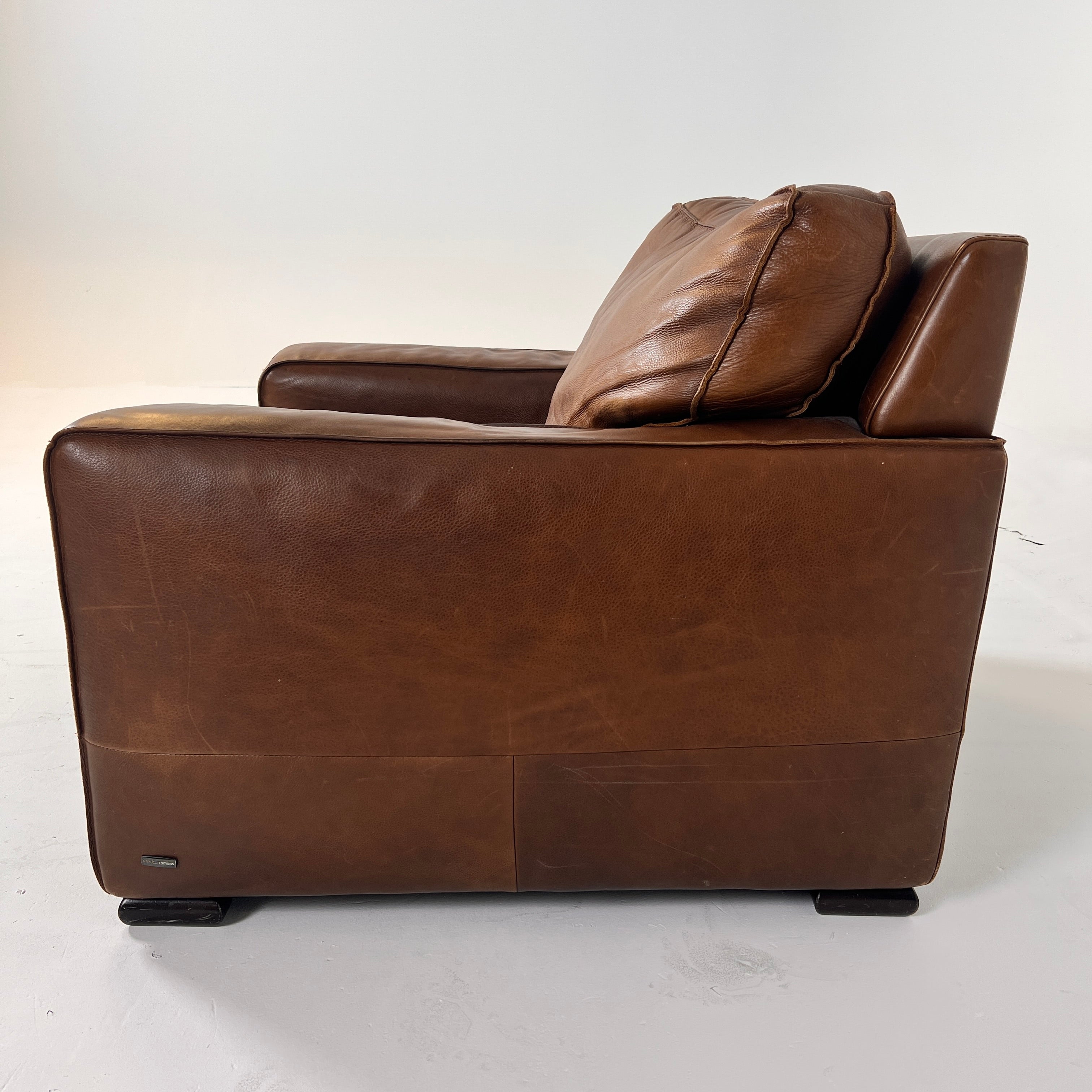 Natuzzi Editions Brown leather armchair. Genuine Leather chair. Delivery available