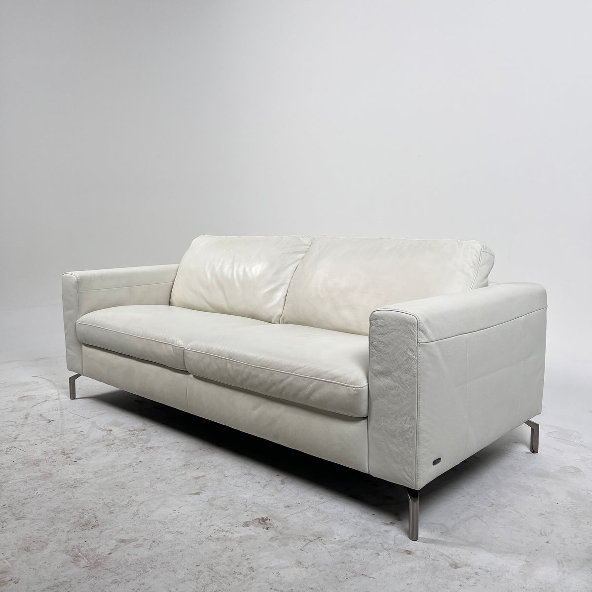 Natuzzi Editions Leather Sofa. White 3 seater Italian couch. delivery available