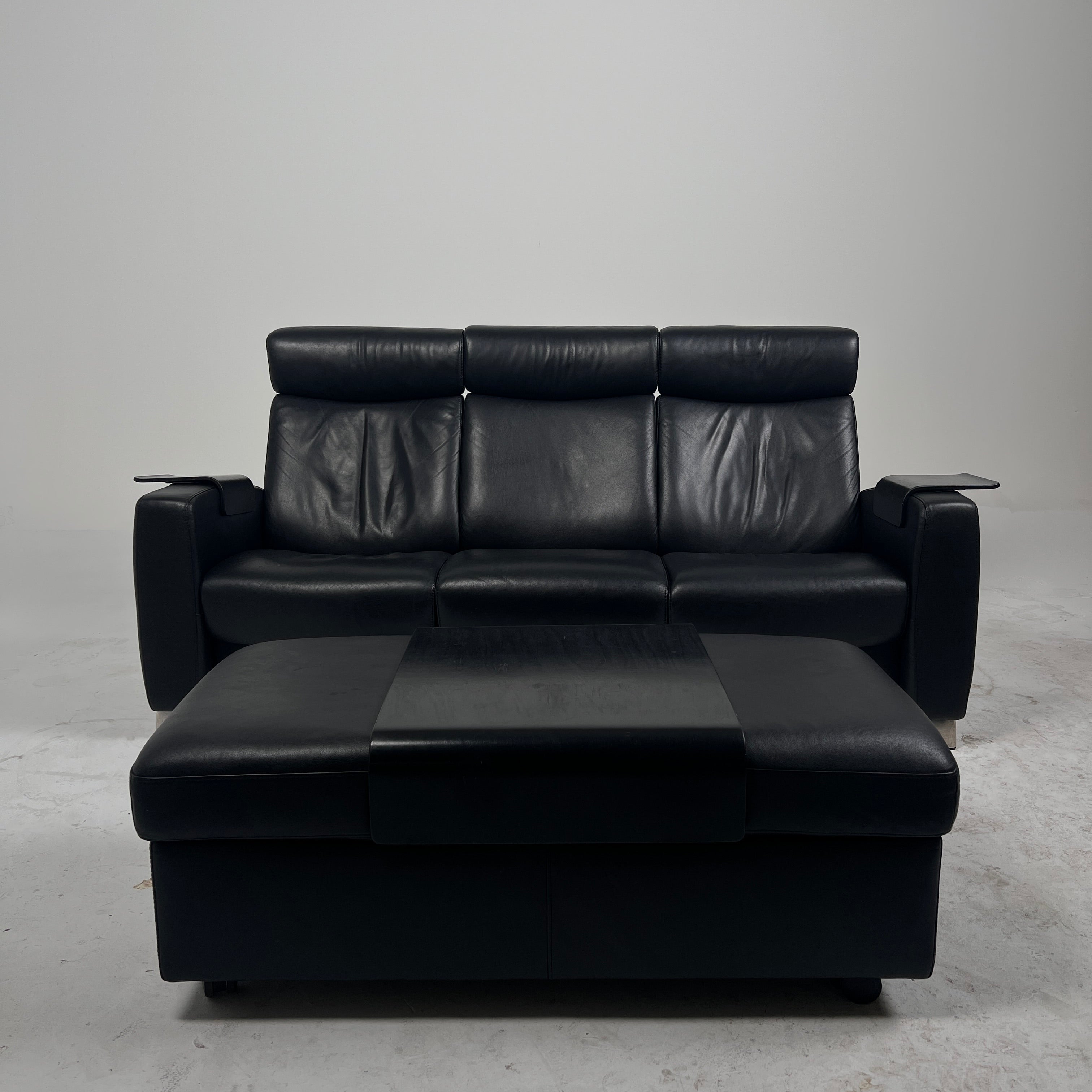 Ekornes Stressless Arion 3 seater sofa + ottoman + trays. Reclining sofa couch. delivery available