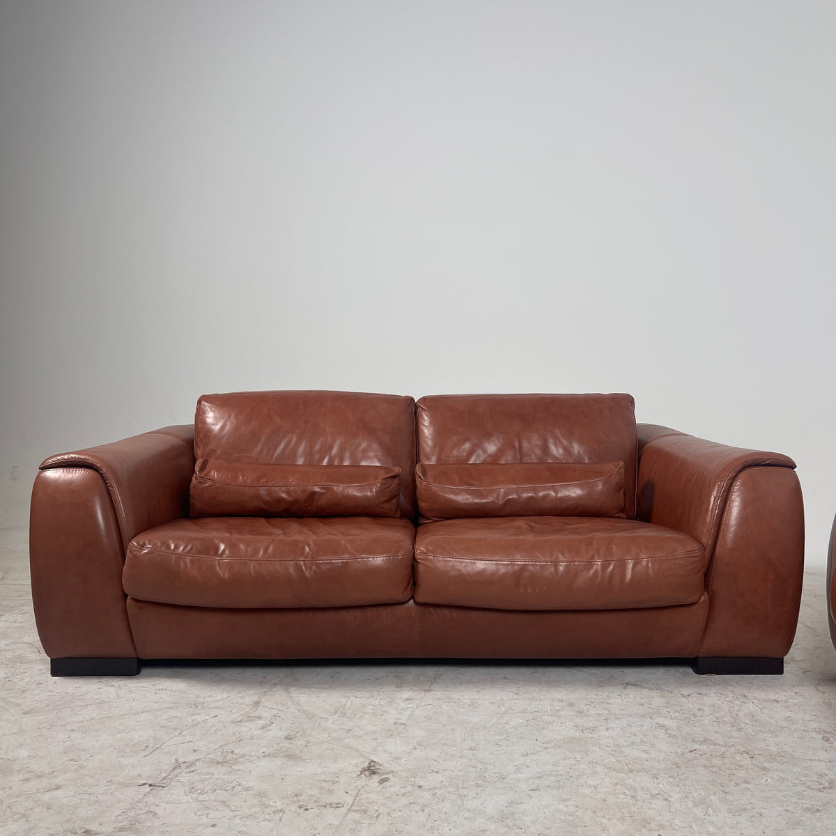 Calia Italia Leather Sofa Set. Aniline leather 3+2 Couch set. Delivery available