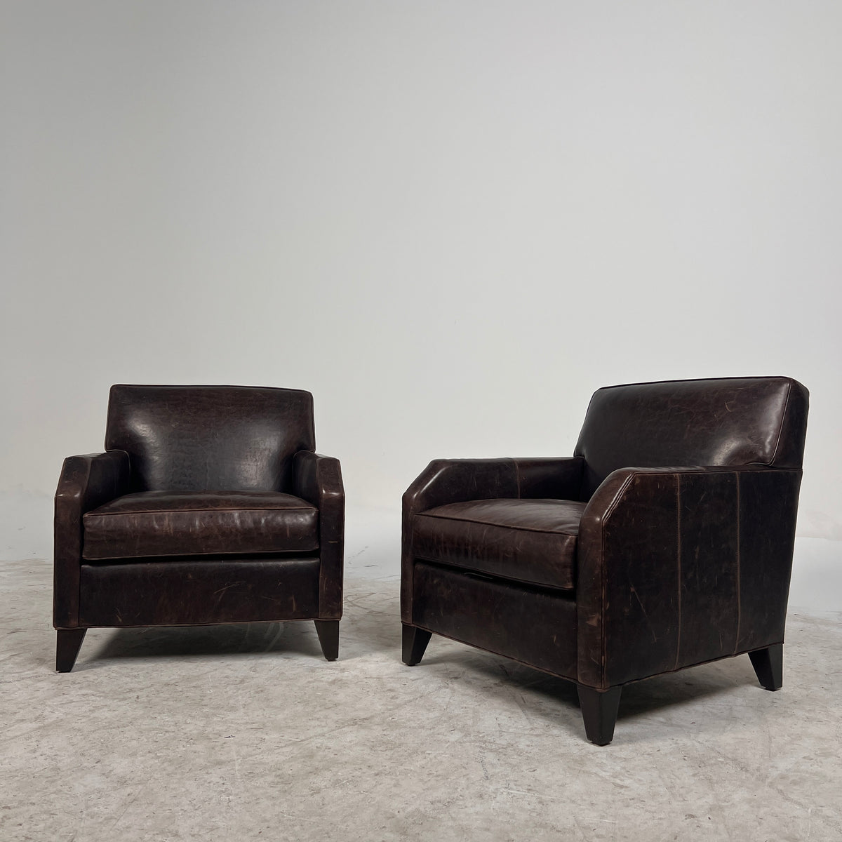 Ethan Allen Distressed leather Club Chairs. MCM Pair of Armchairs. Delivery available