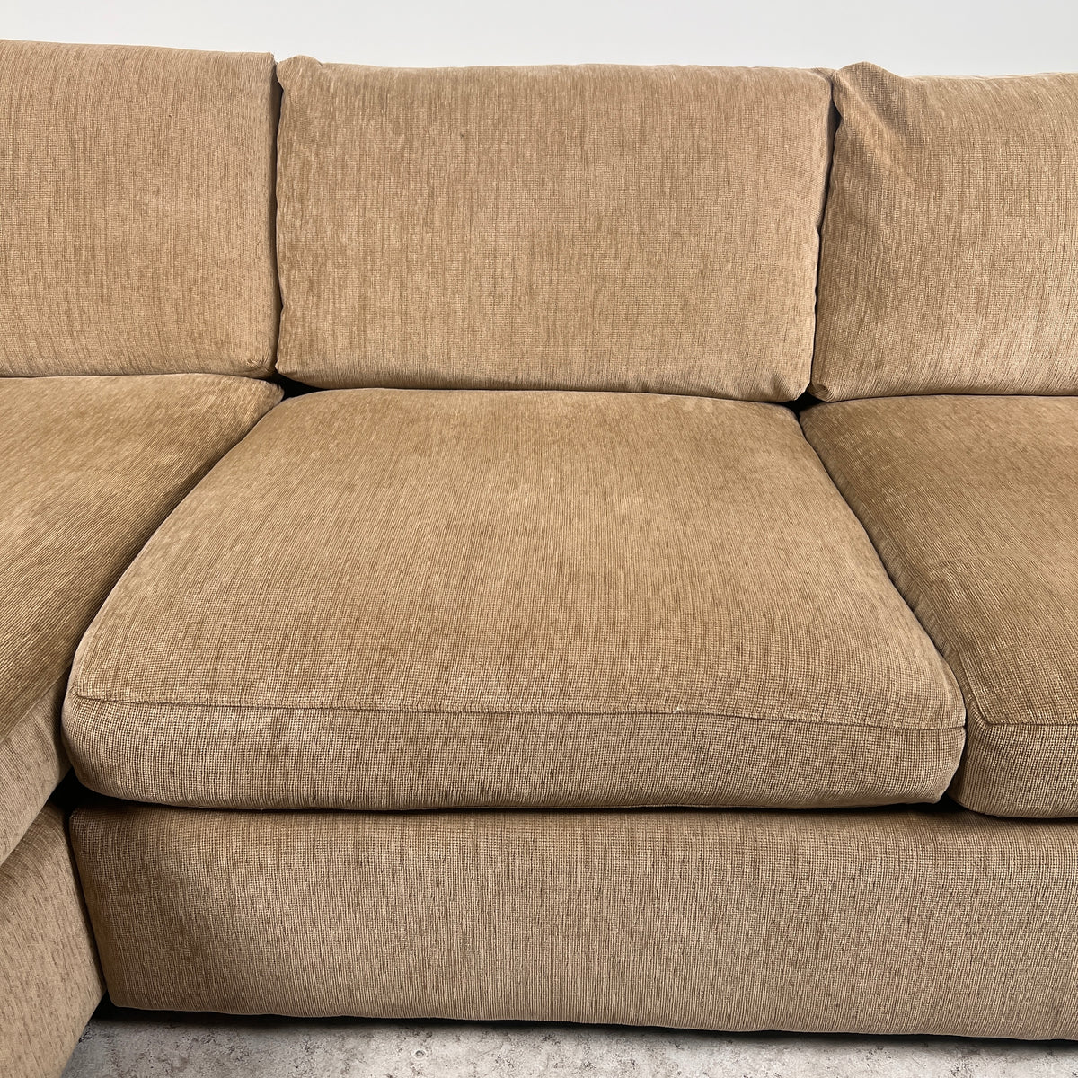 Crate and Barrel Sectional. High end L shaped sofa couch. Delivery available