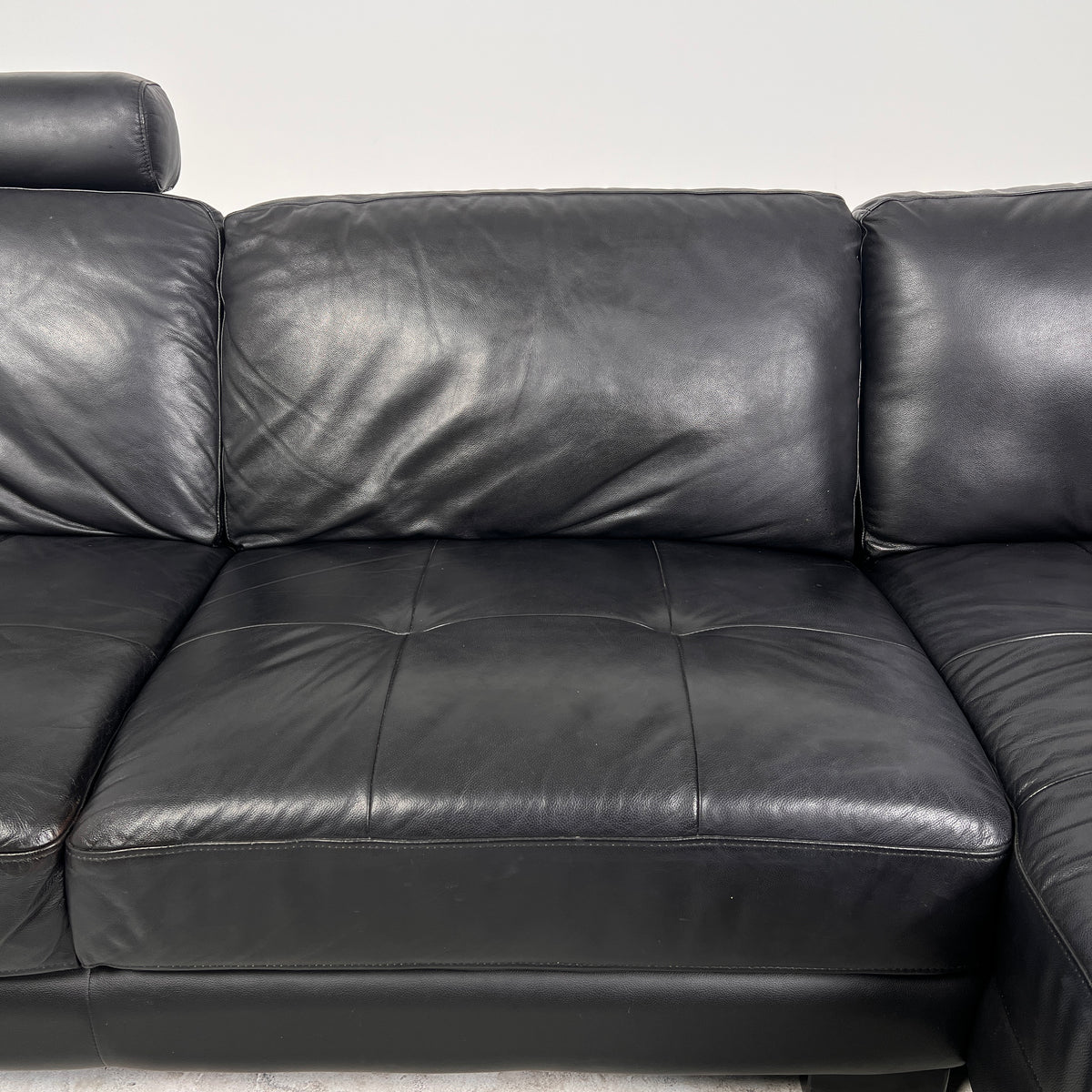 Urban Barn Black Leather Sectional. L shaped Sofa couch. Delivery available