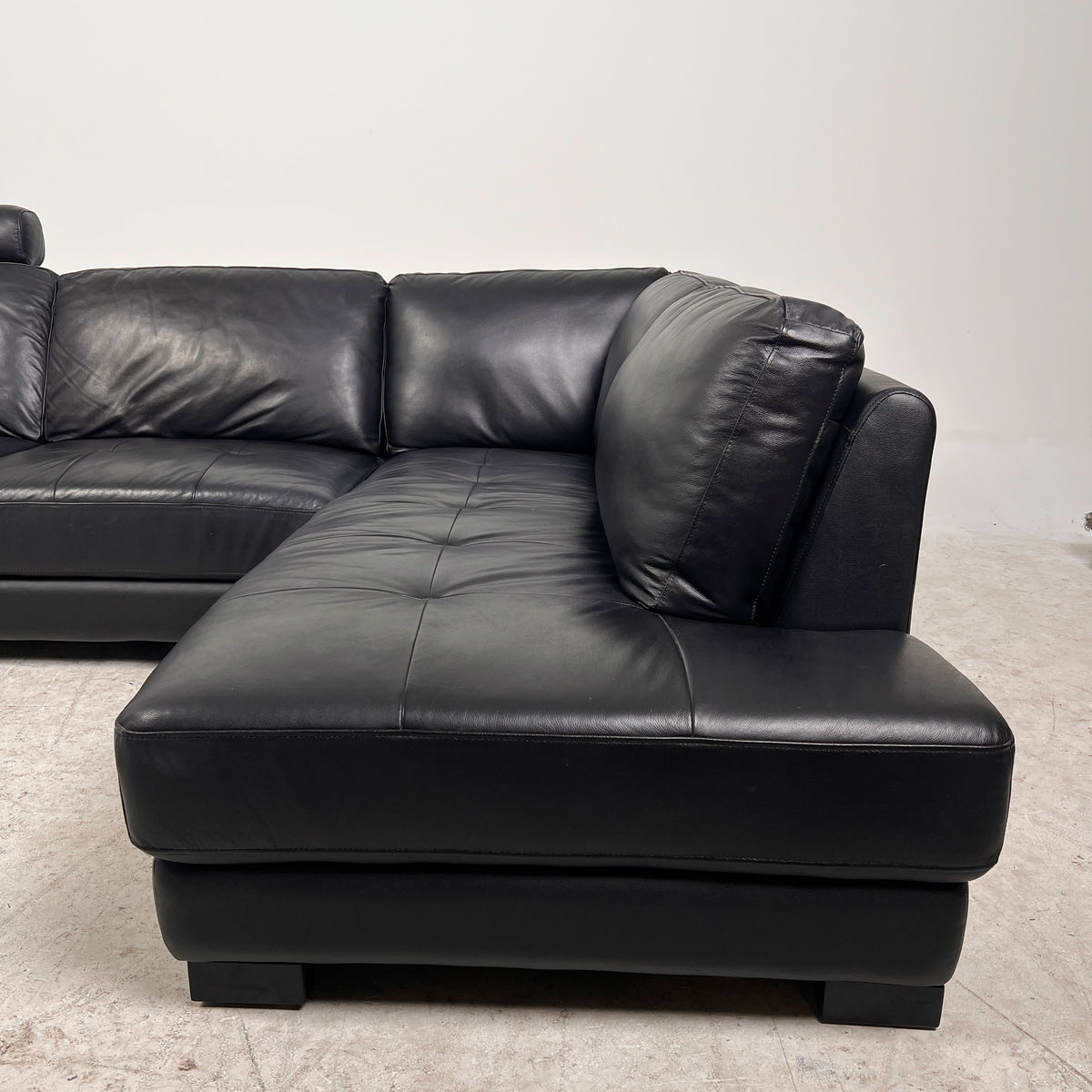 Urban Barn Black Leather Sectional. L shaped Sofa couch. Delivery available