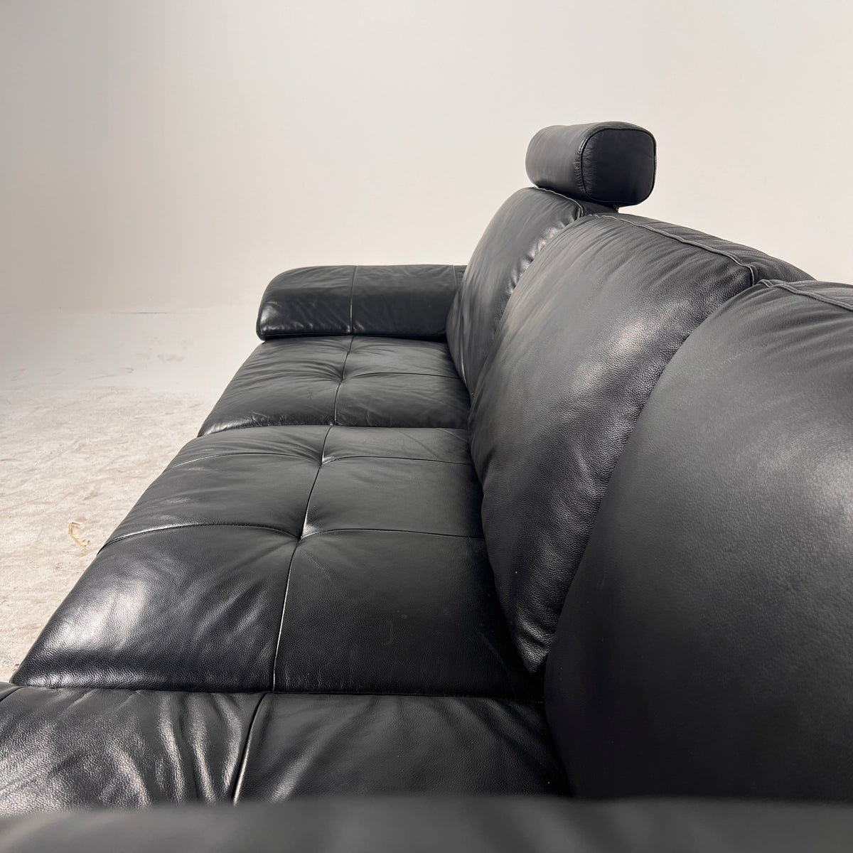 Urban Barn Black Leather Sectional. L shaped Sofa couch. Delivery available