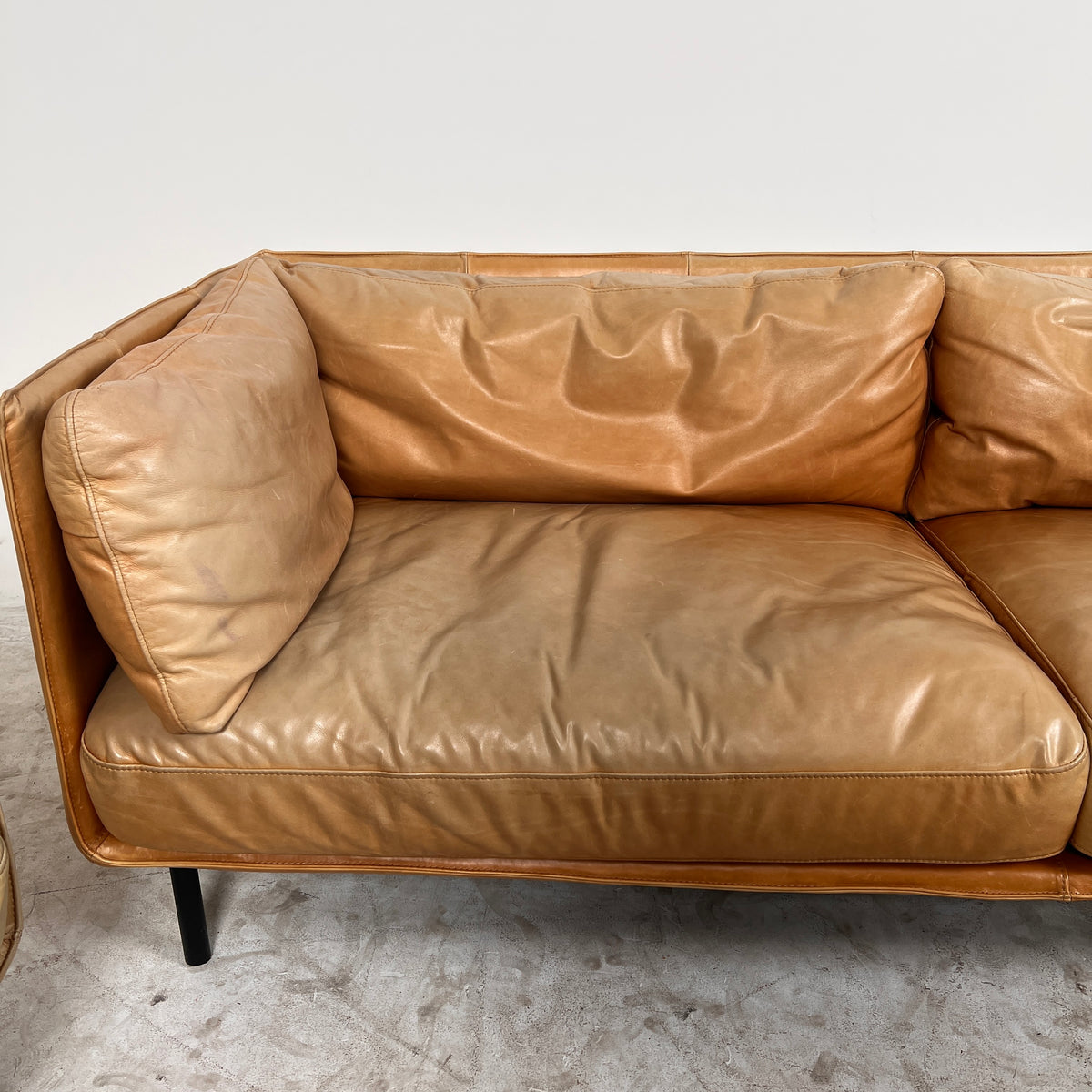 Crate and Barrel Leather Sofa set. 3+2 Cognac leather set. Delivery available