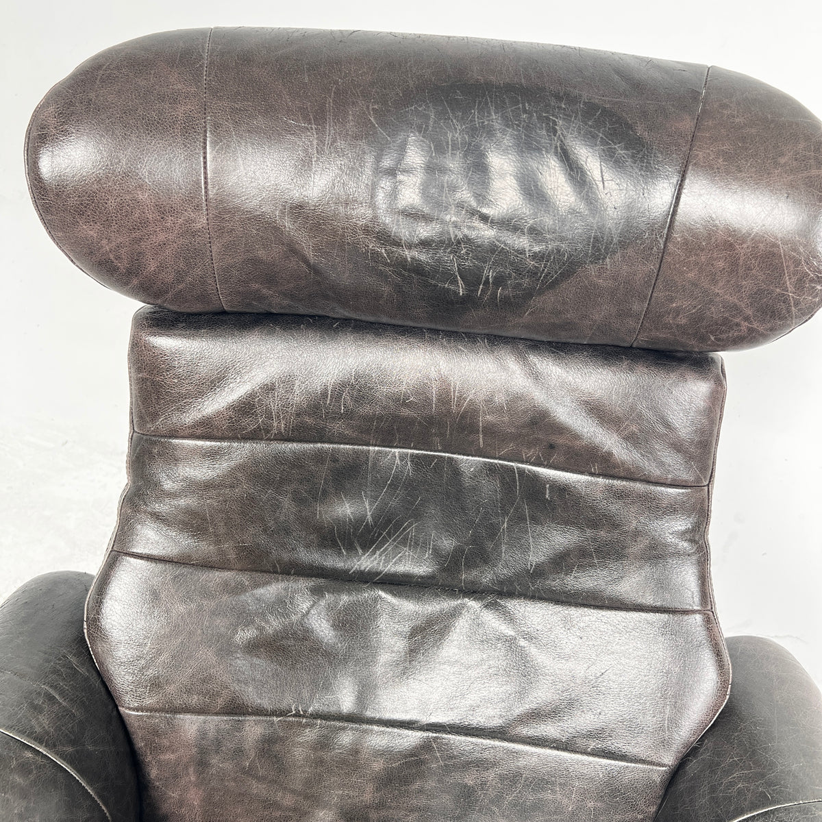 Conform Timeout Distressed Leather Chair + ottoman. Recliner chair. Delivery available