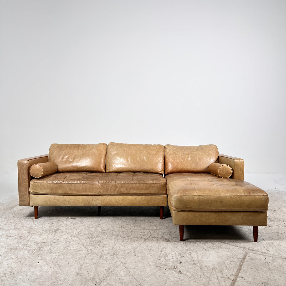Structube kinsey Sectional. leather L shaped Sofa Couch. Delivery available