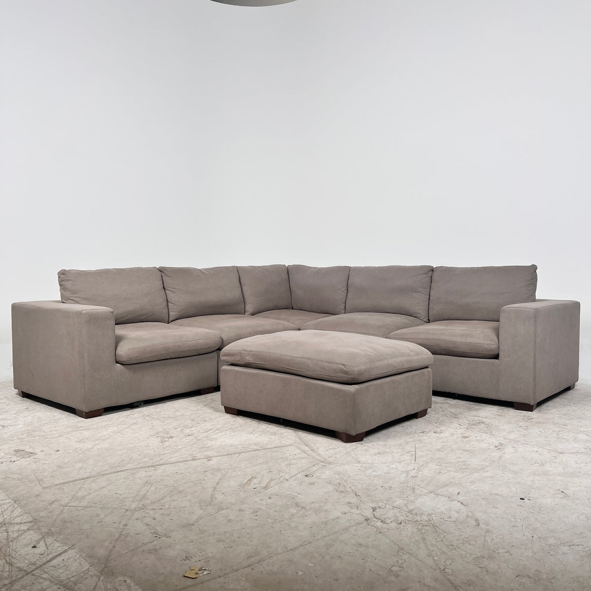 Thomasville 6 piece Modular Sectional. L shaped sofa couch. Delivery available