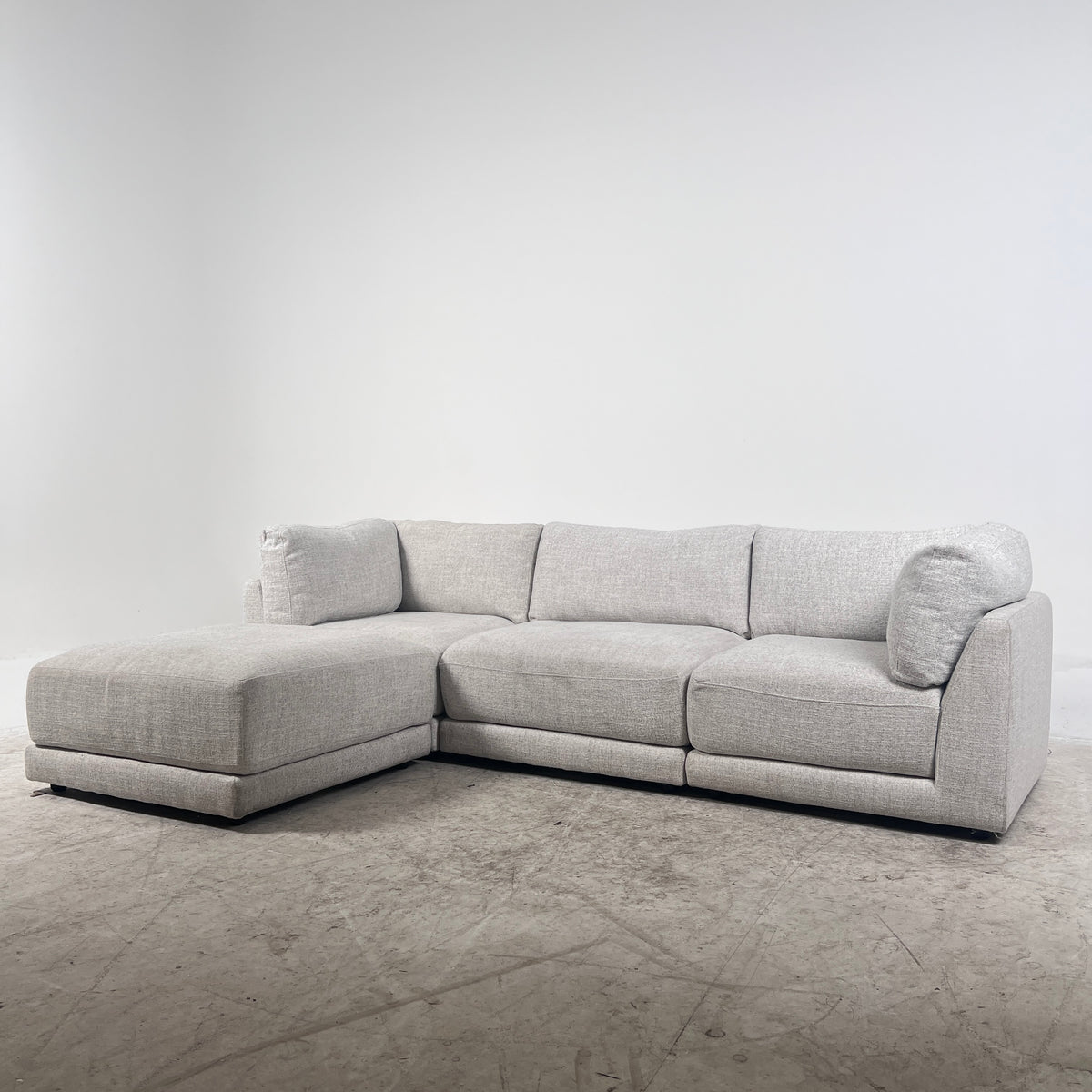 Thomasville Modular Sectional. 4 piece L shaped sofa couch. Delivery available