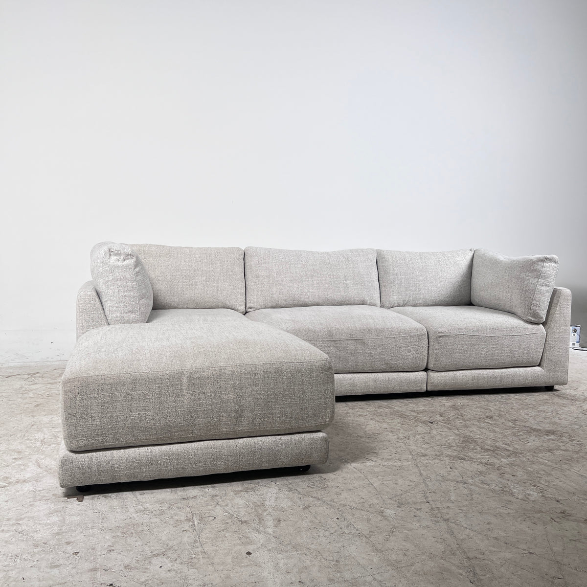 Thomasville Modular Sectional. 4 piece L shaped sofa couch. Delivery available