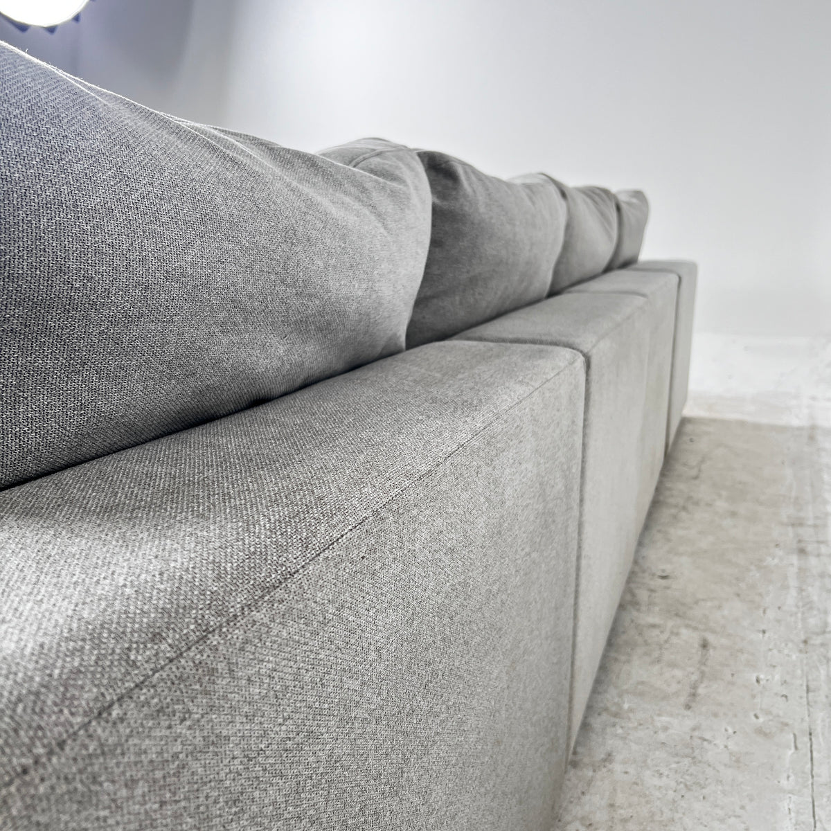 Thomasville Modular Sectional. Reconfigurable sofa couch. Delivery available