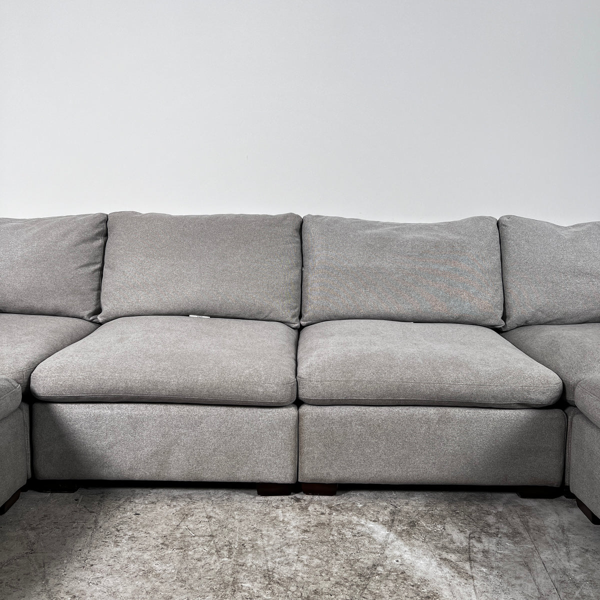 Thomasville Modular Sectional. Reconfigurable sofa couch. Delivery available
