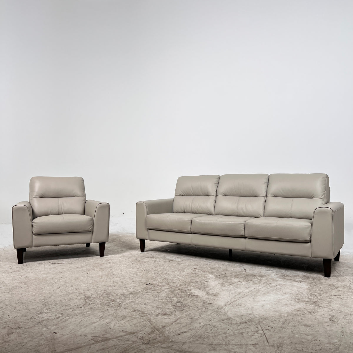 Leather Sofa set. 3+1 Couch + armchair set. Delivery available