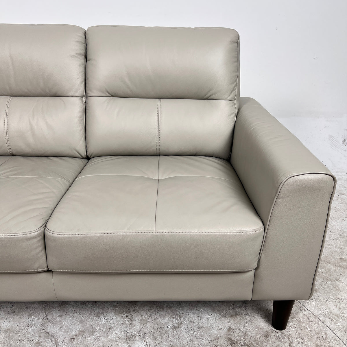 Leather Sofa set. 3+1 Couch + armchair set. Delivery available