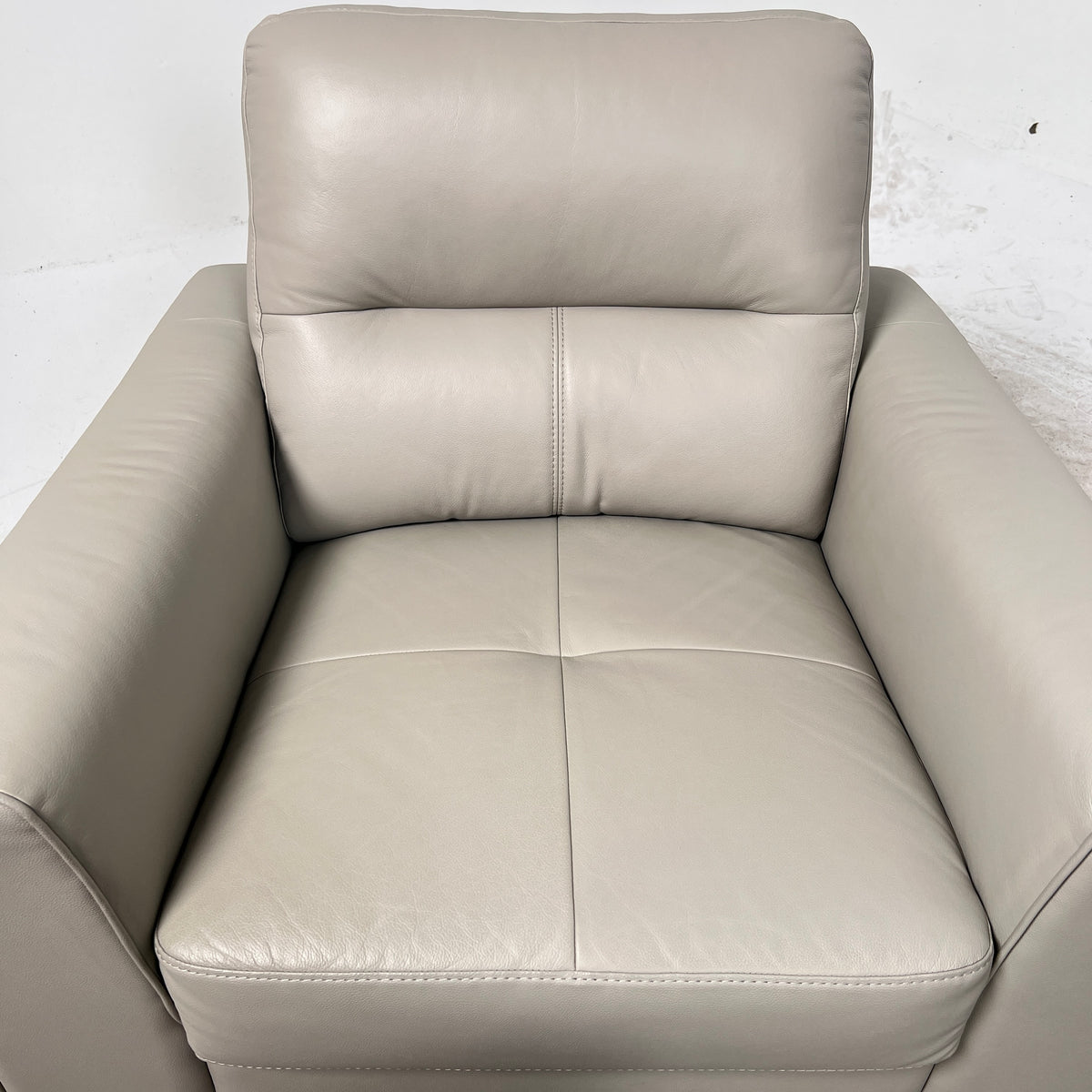 Leather Sofa set. 3+1 Couch + armchair set. Delivery available