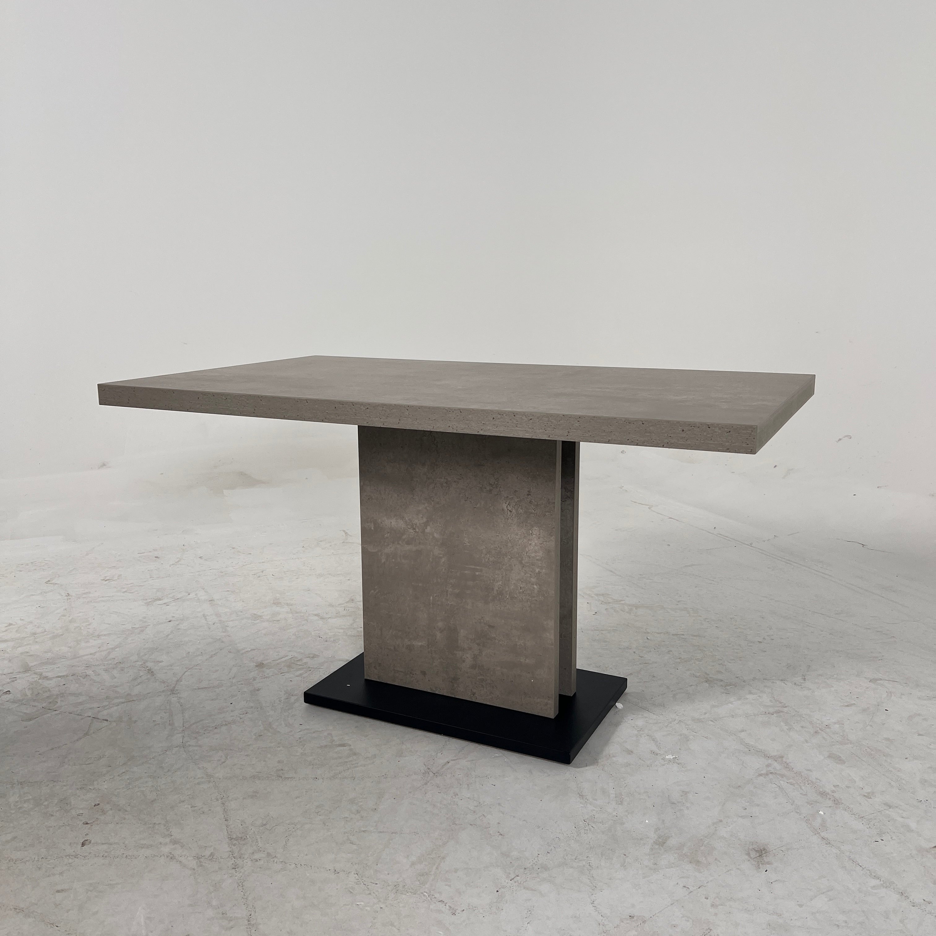 Moe's dinning table. New open Box Table. Delivery available