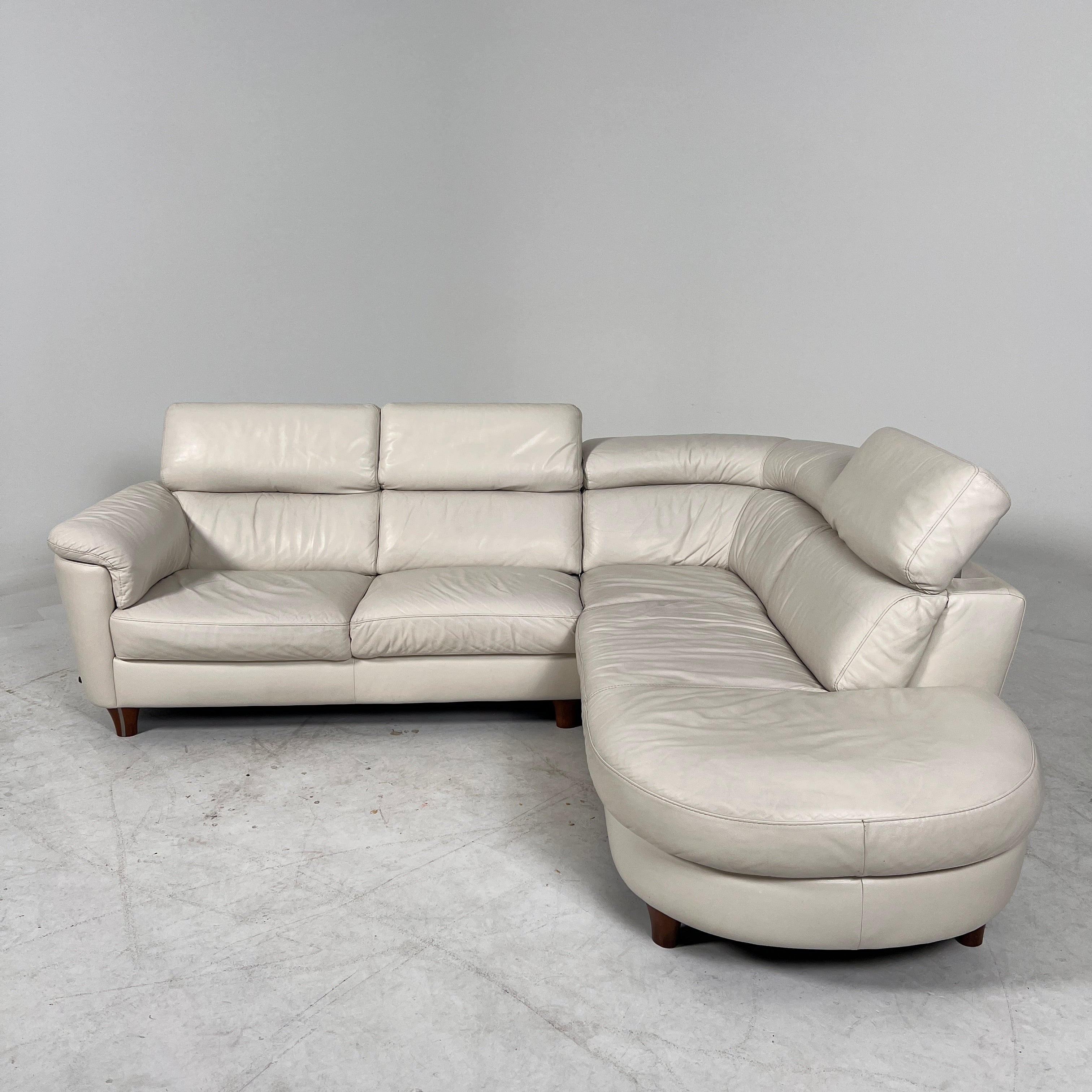 Natuzzi Editions Leather sectional. L sofa couch. Delivery available