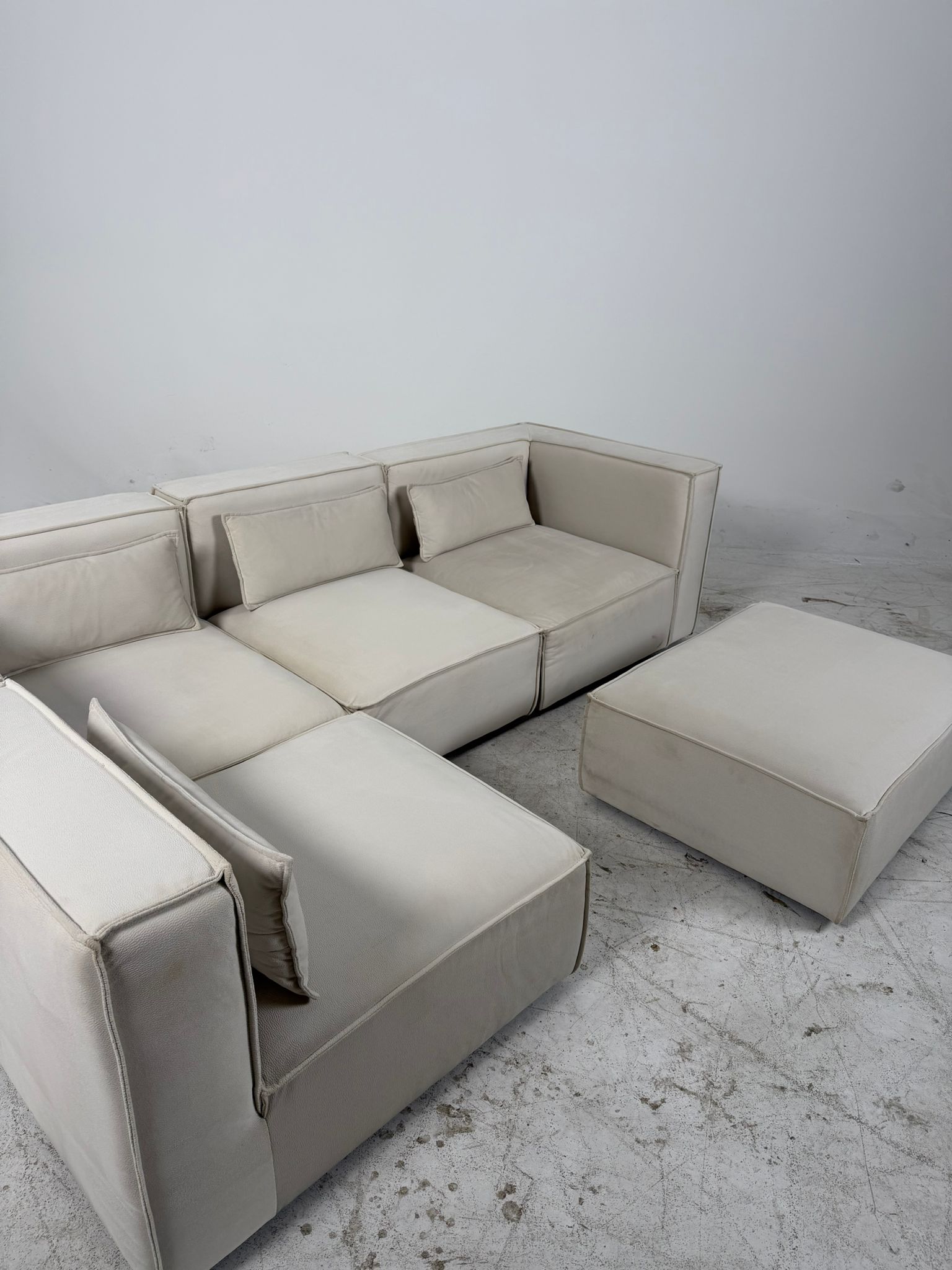 5 piece modular sectional. L shaped sofa couch. Delivery available