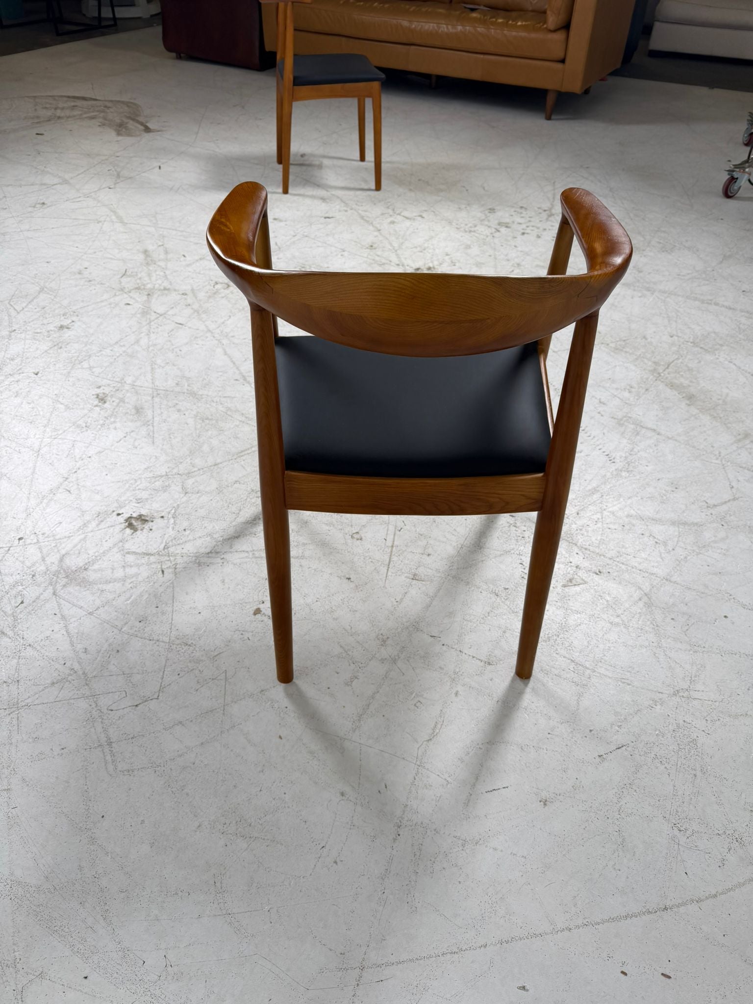 Brand new Chairs MCM. Mid century modern dinning chairs. delivery available.
