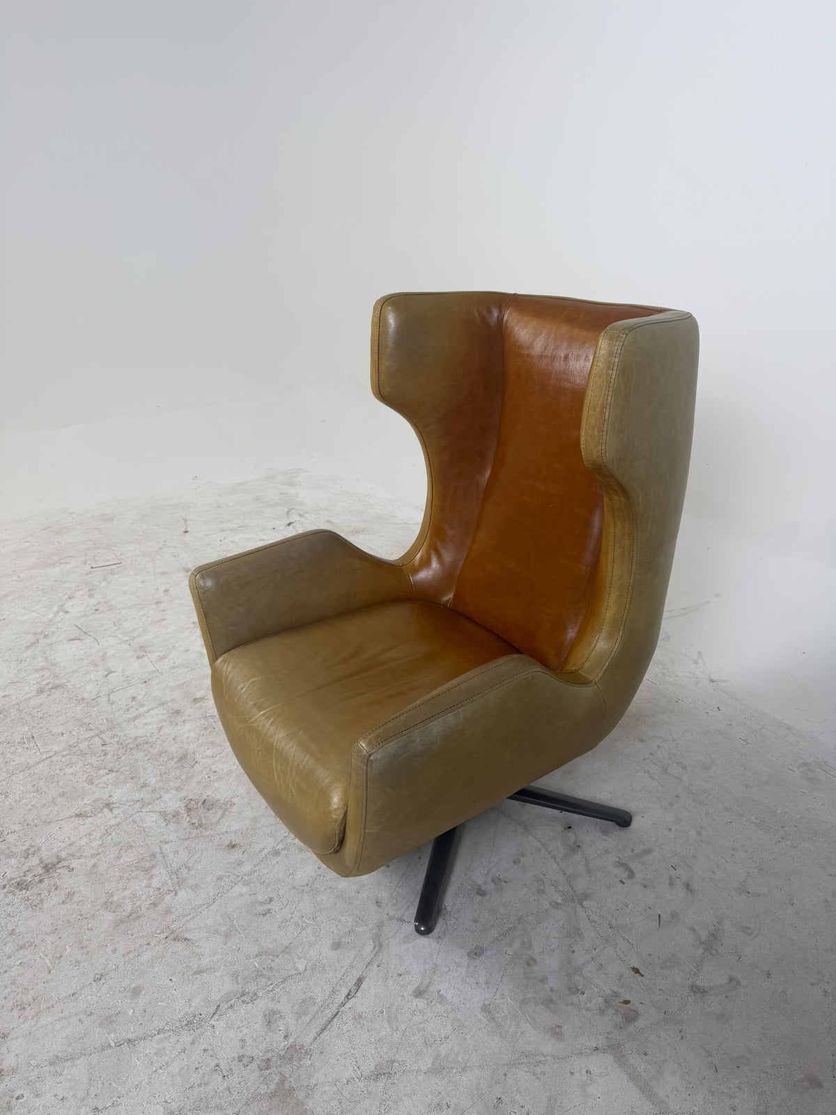 Leather Swivel Wingback Chair. Leather MCM Office chair. Delivery available