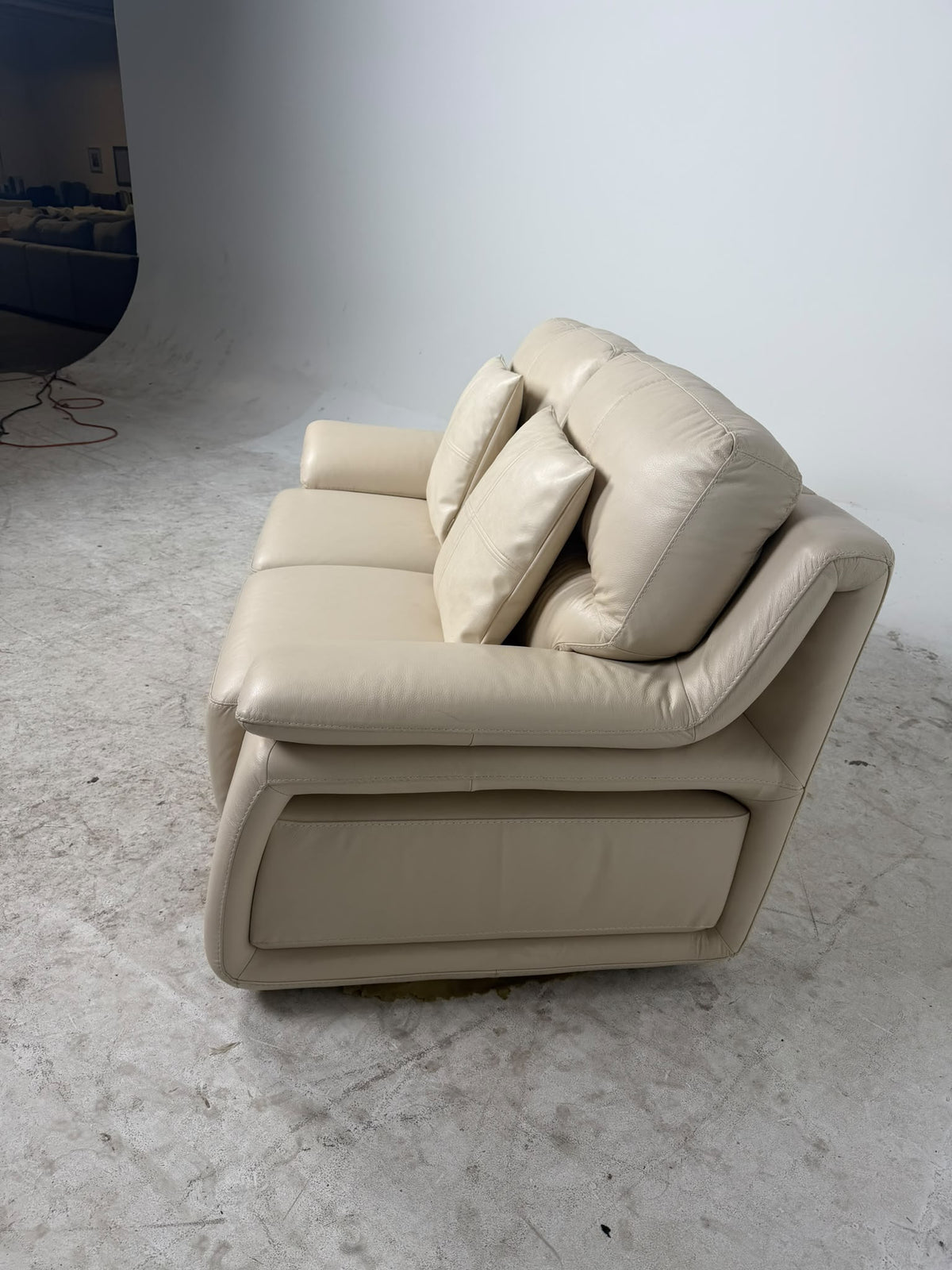 Chateau D'ax Leather Loveseat. Genuine leather 2 seater sofa couch. Delivery available